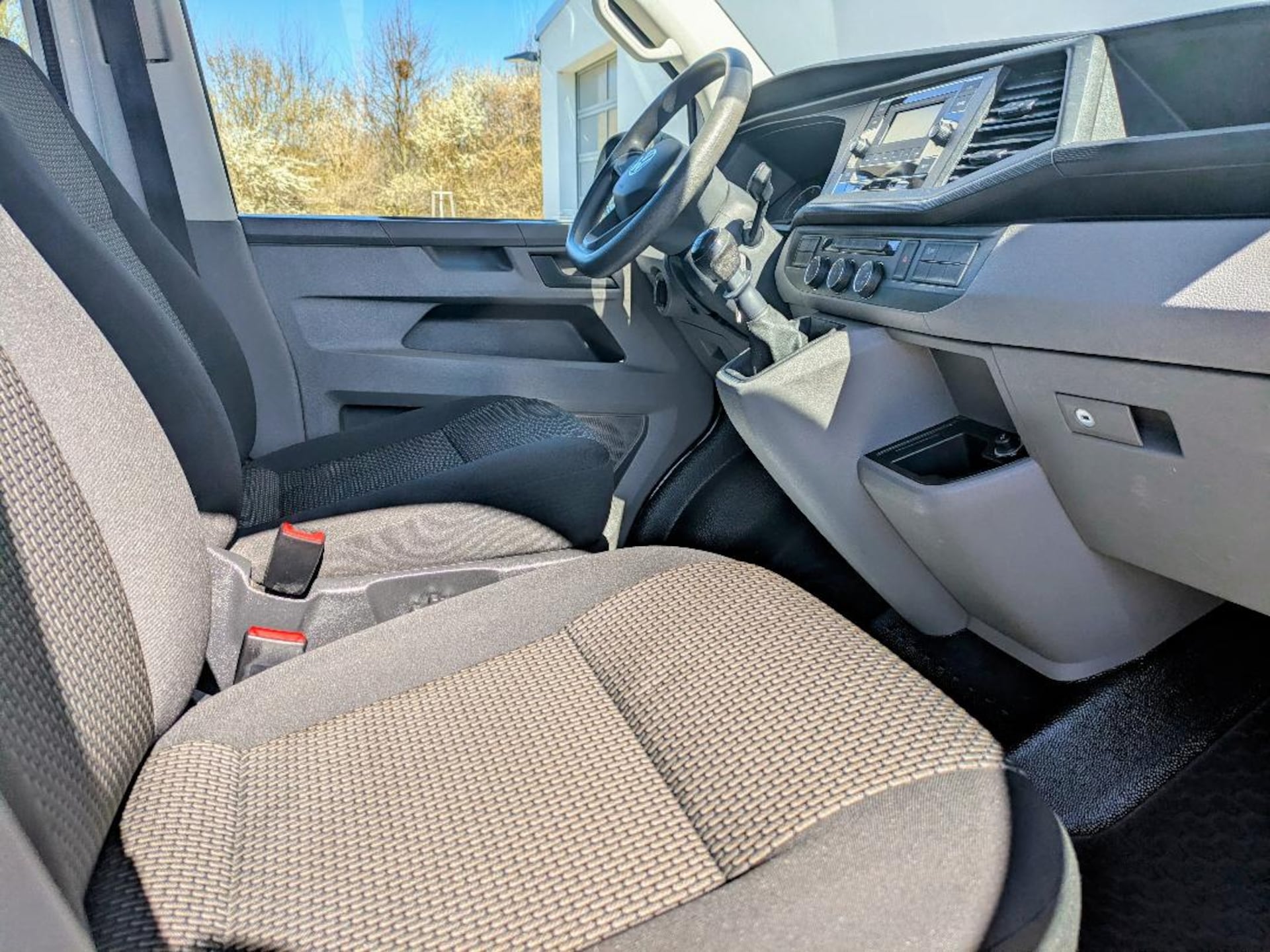Volkswagen T6.1 Transporter Pritschenwagen Doppelkabine