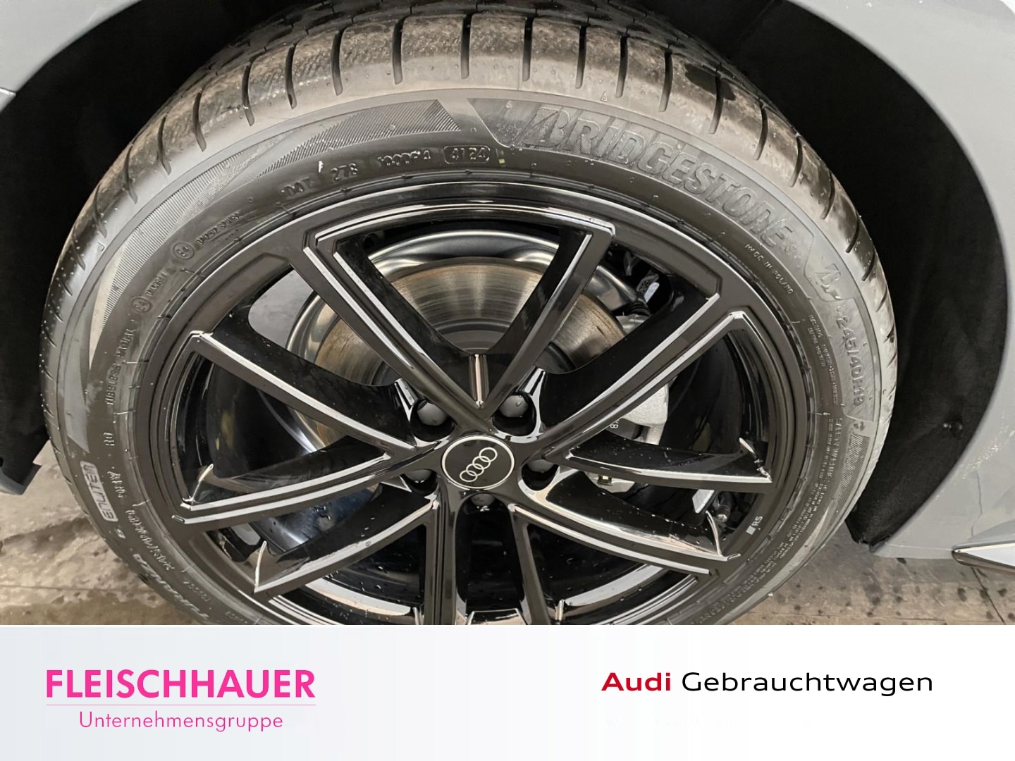 Bild über Audi A5 Limousine TFSI S tronic - für weitere Informationen kontaktieren Sie den Audi Partner