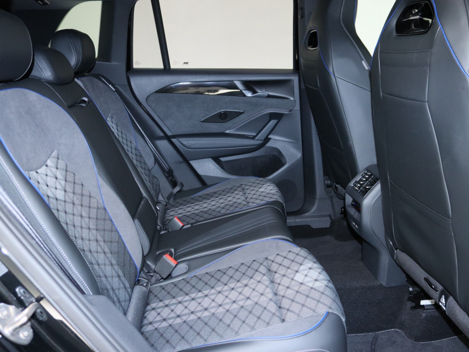 Volkswagen Tiguan – Bild 10