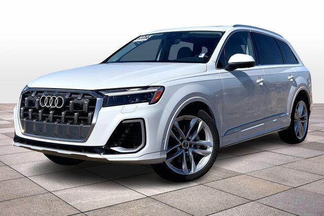 2025 Audi Q7 55 Premium Plus quattro Tiptronic's photo