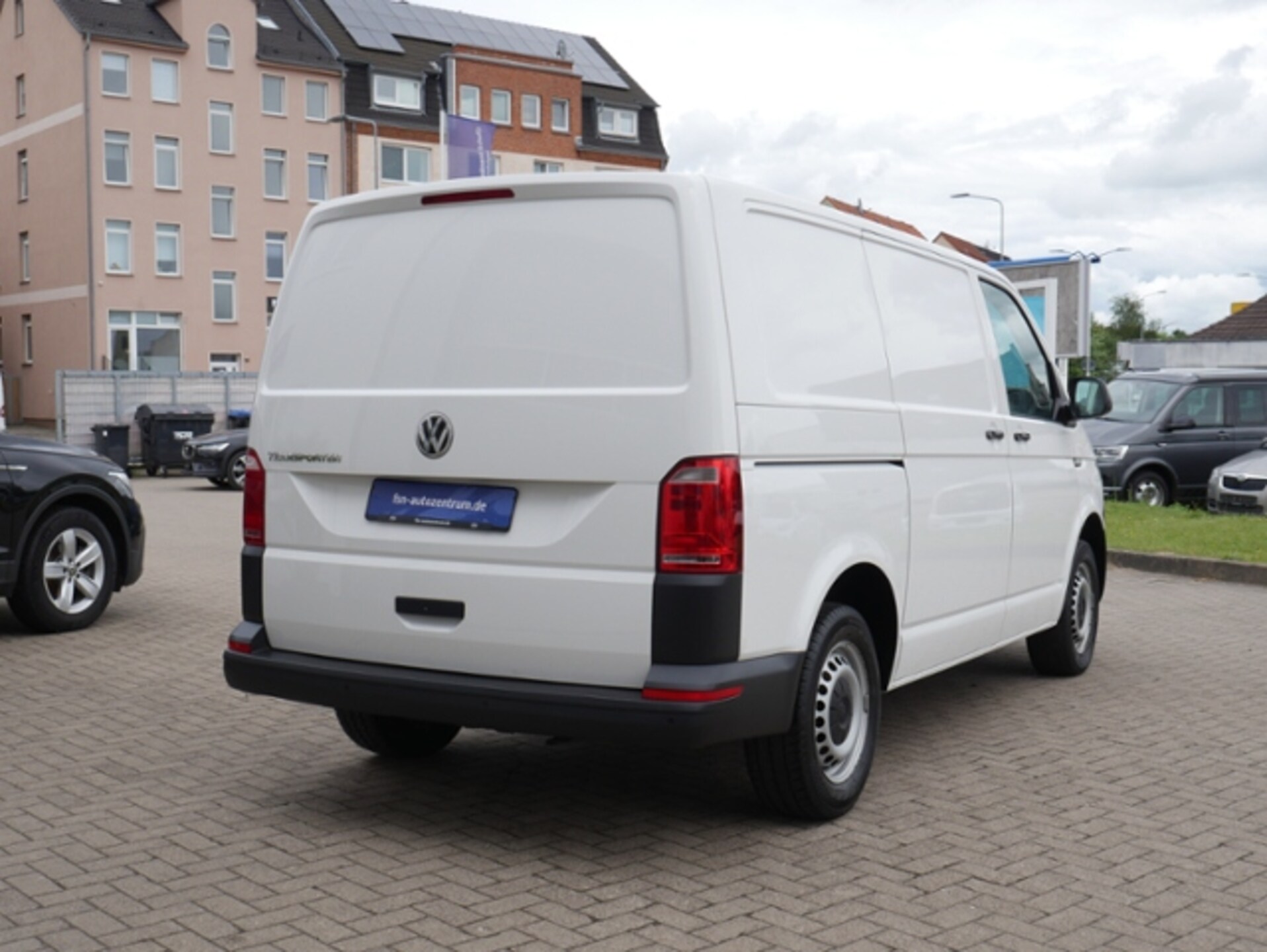 Volkswagen T6 Transporter Kasten kurzer Radstand