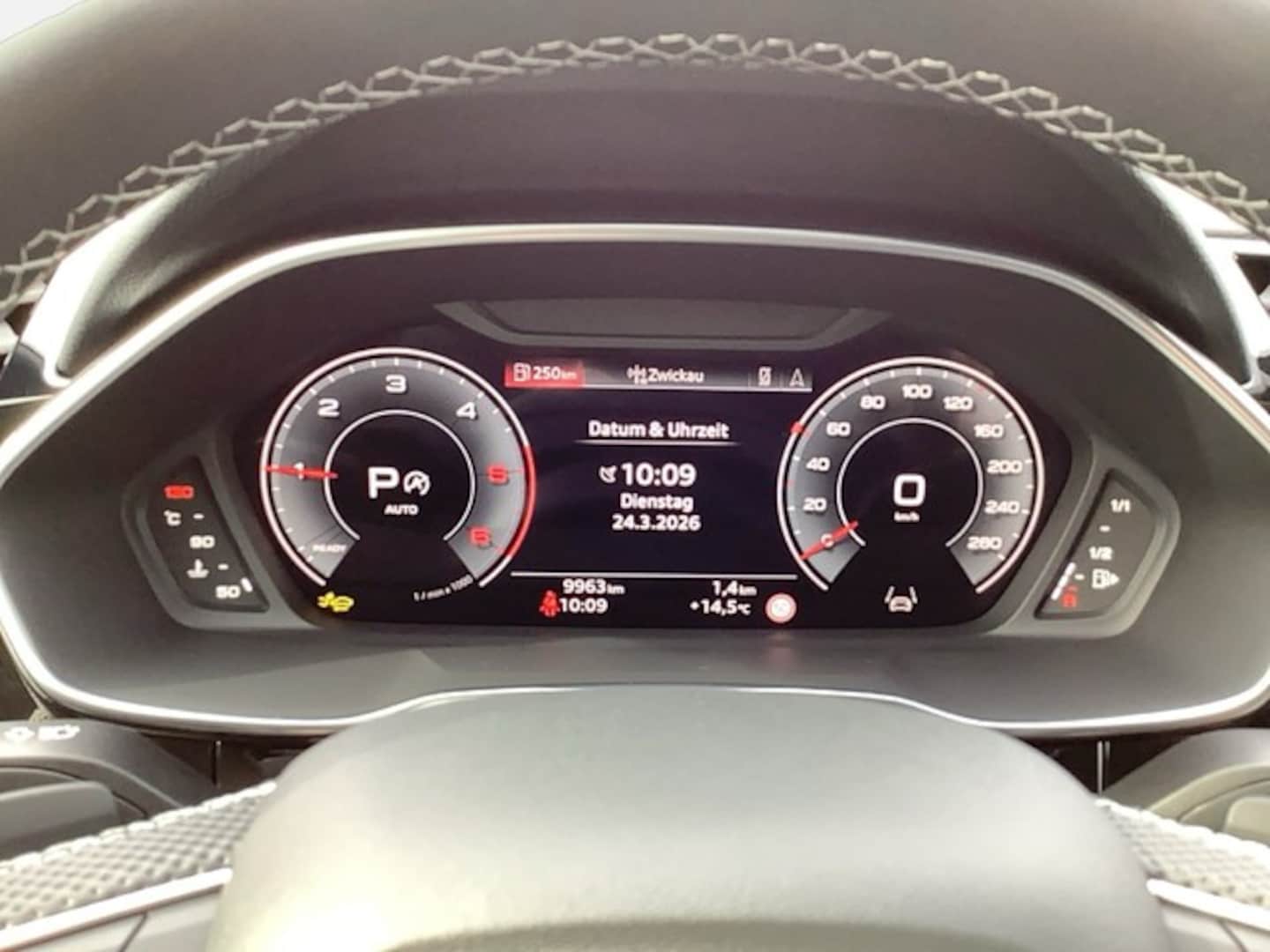 Bild über Audi Q3 Sportback S line 40 TDI quattro S tronic - für weitere Informationen kontaktieren Sie den Audi Partner