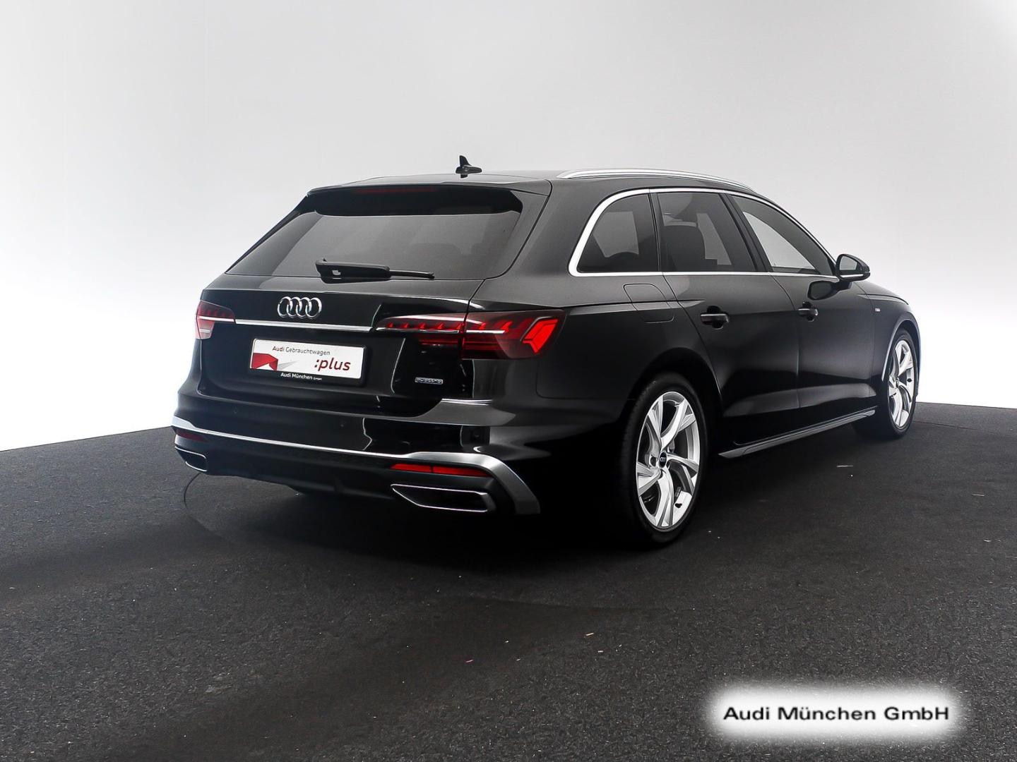 Bild über Audi A4 Avant S line 40 TFSI quattro S tronic - für weitere Informationen kontaktieren Sie den Audi Partner