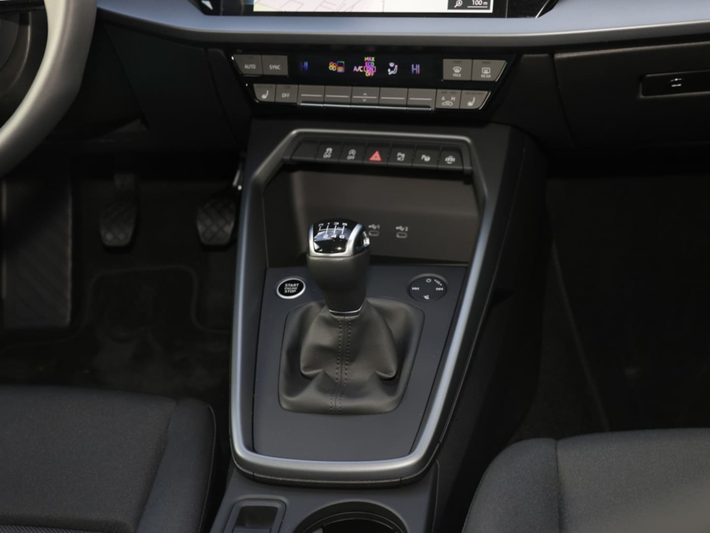 Bild über Audi A3 Sportback 35 TFSI Schaltgetriebe - für weitere Informationen kontaktieren Sie den Audi Partner