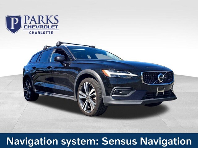 2023 Volvo V60 Cross Country