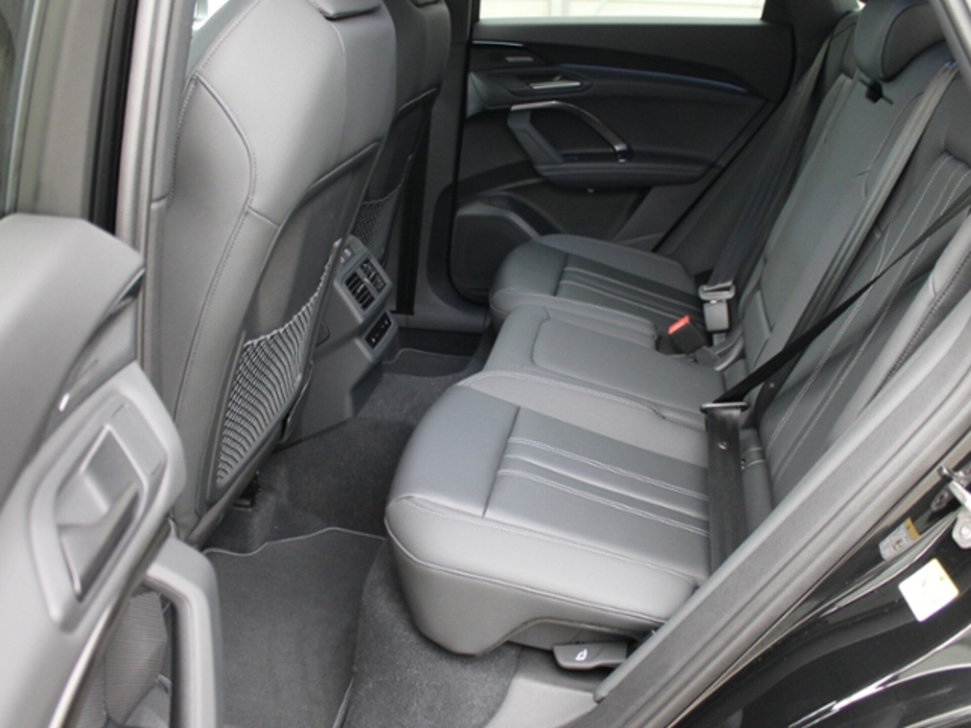 Audi Q5 Sportback edition one