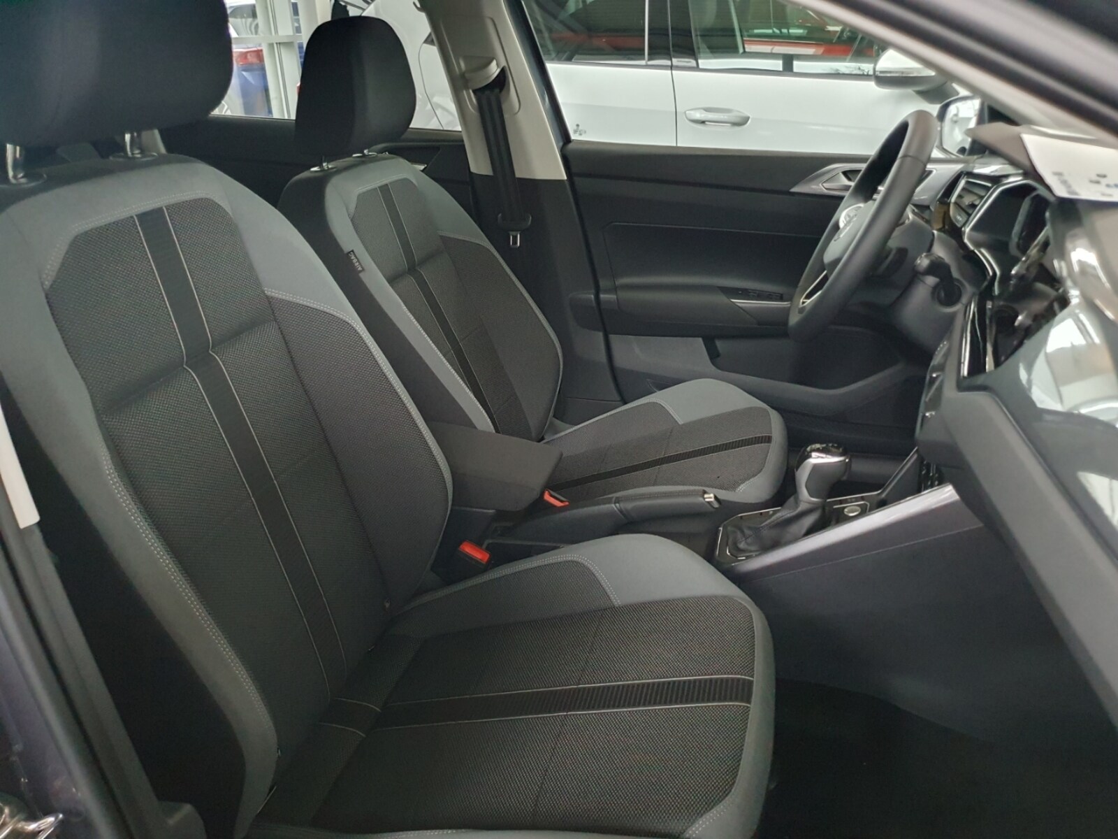Volkswagen Polo – Bild 12