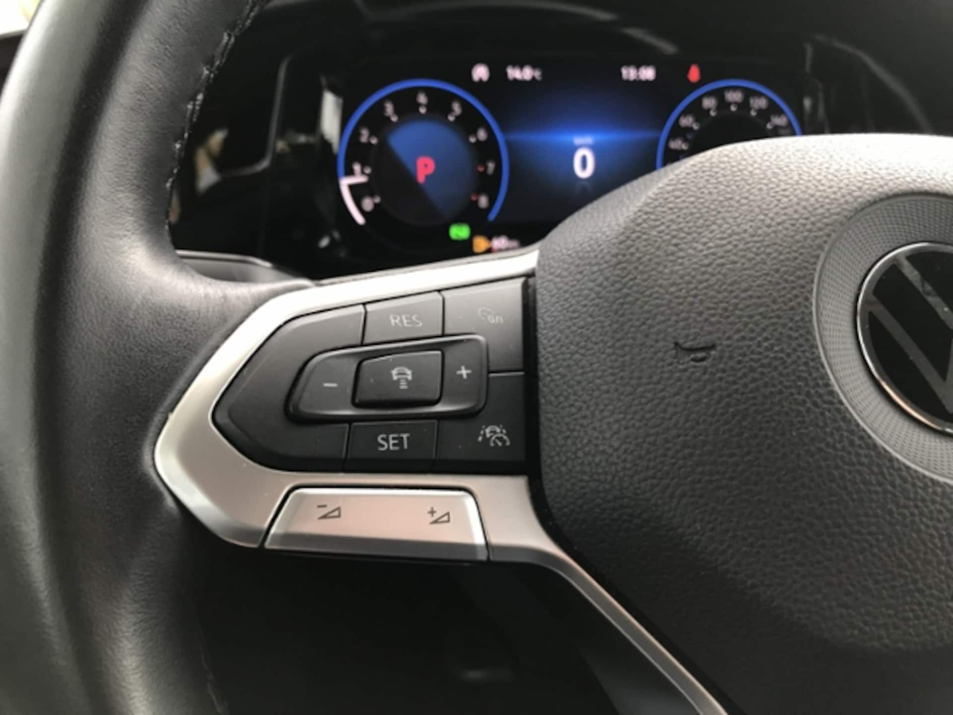 Volkswagen Golf Variant Life