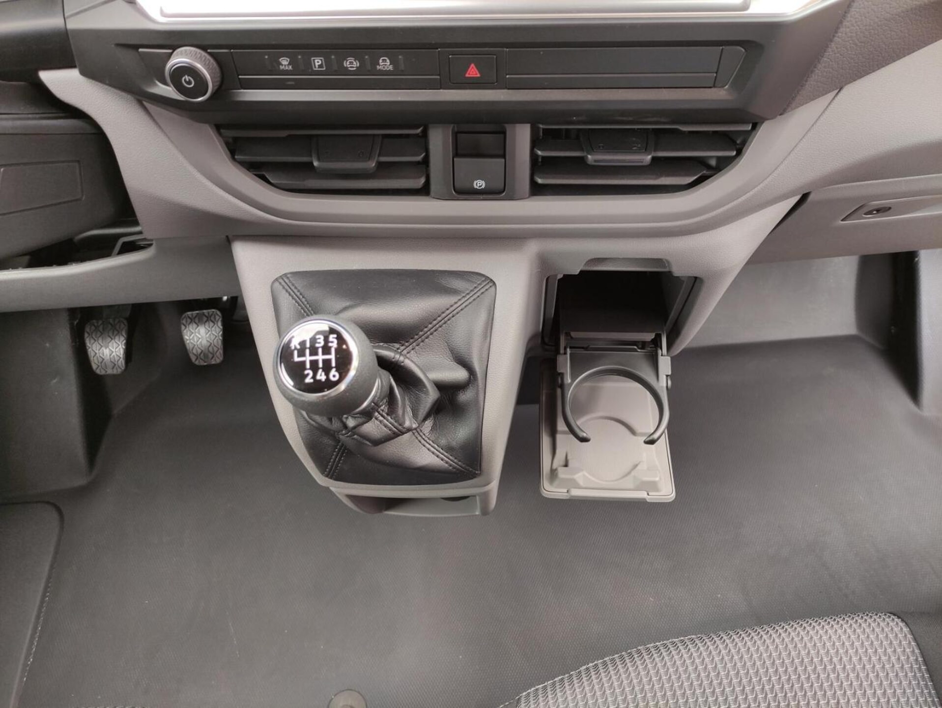 Volkswagen Transporter Kasten kurzer Radstand
