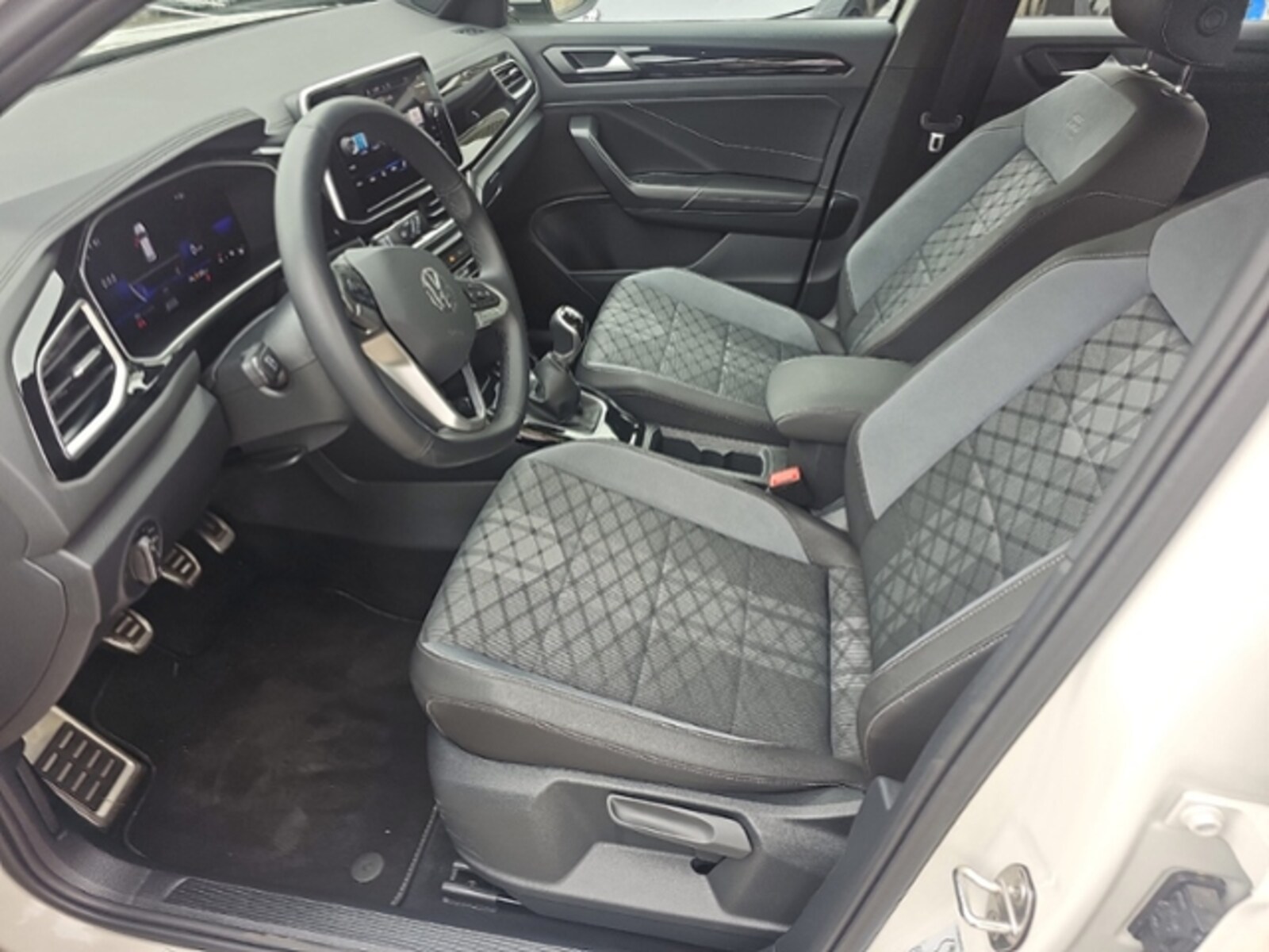 Volkswagen T-Roc – Bild 12