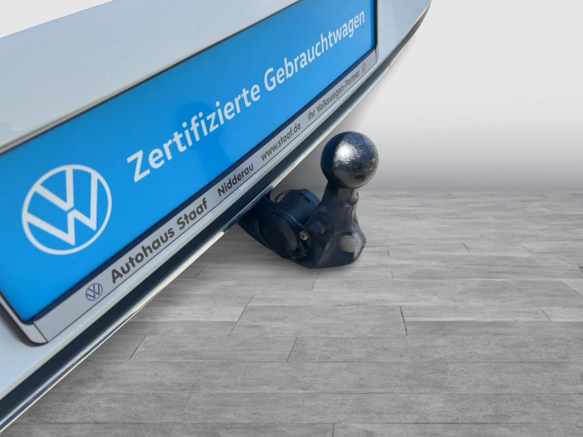 Volkswagen Golf Active