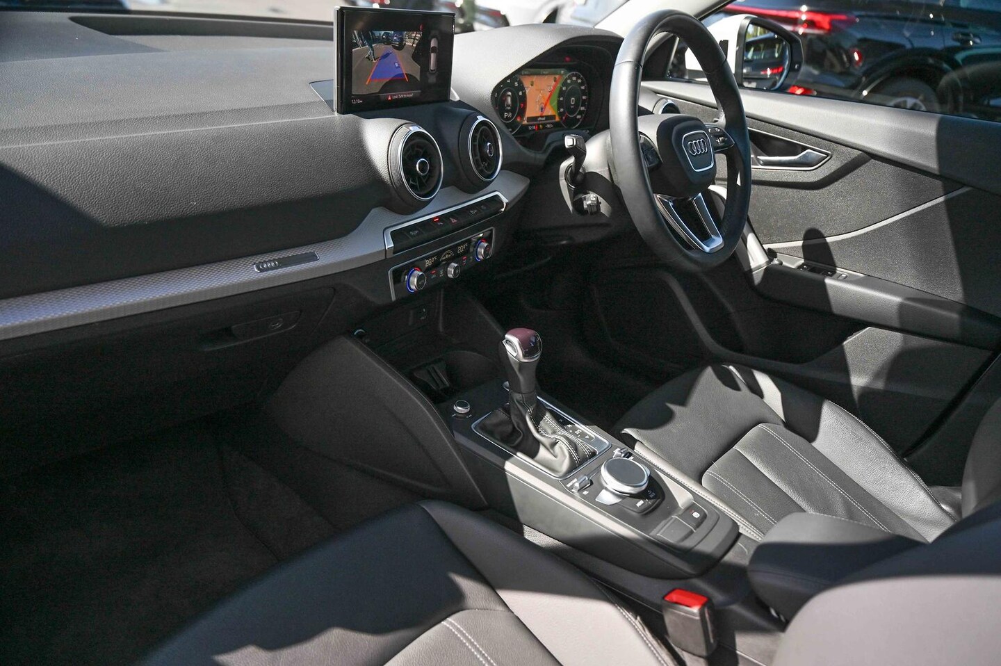 Image about Audi Q2 35 TFSI S tronic