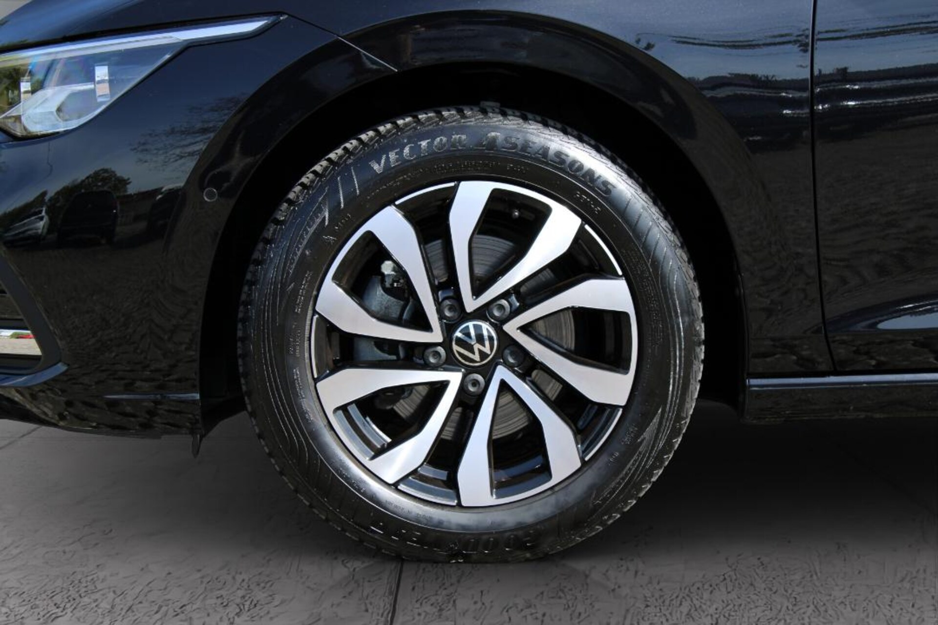 Volkswagen Golf Active