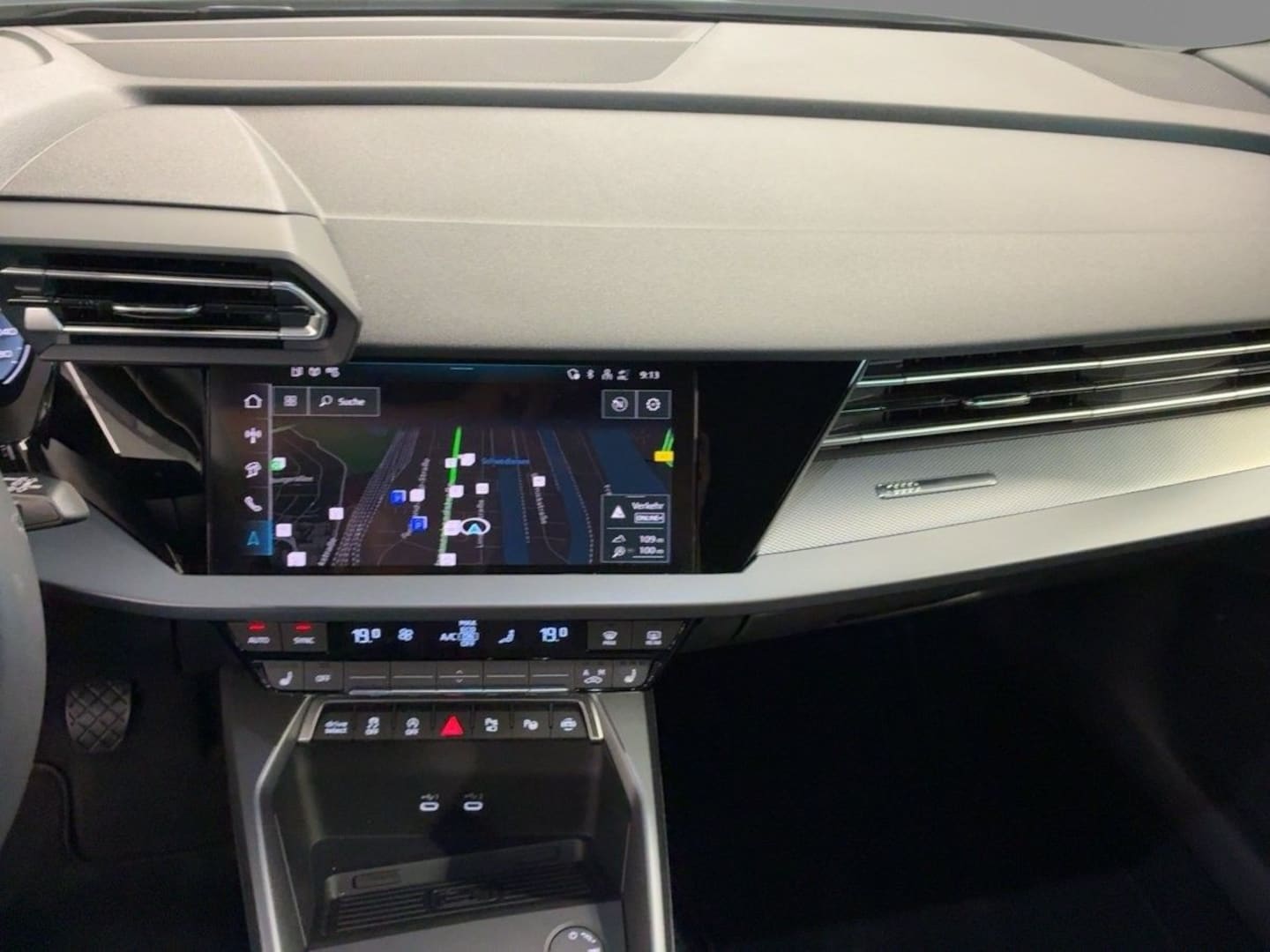 Bild über Audi A3 Sportback TDI Schaltgetriebe - für weitere Informationen kontaktieren Sie den Audi Partner