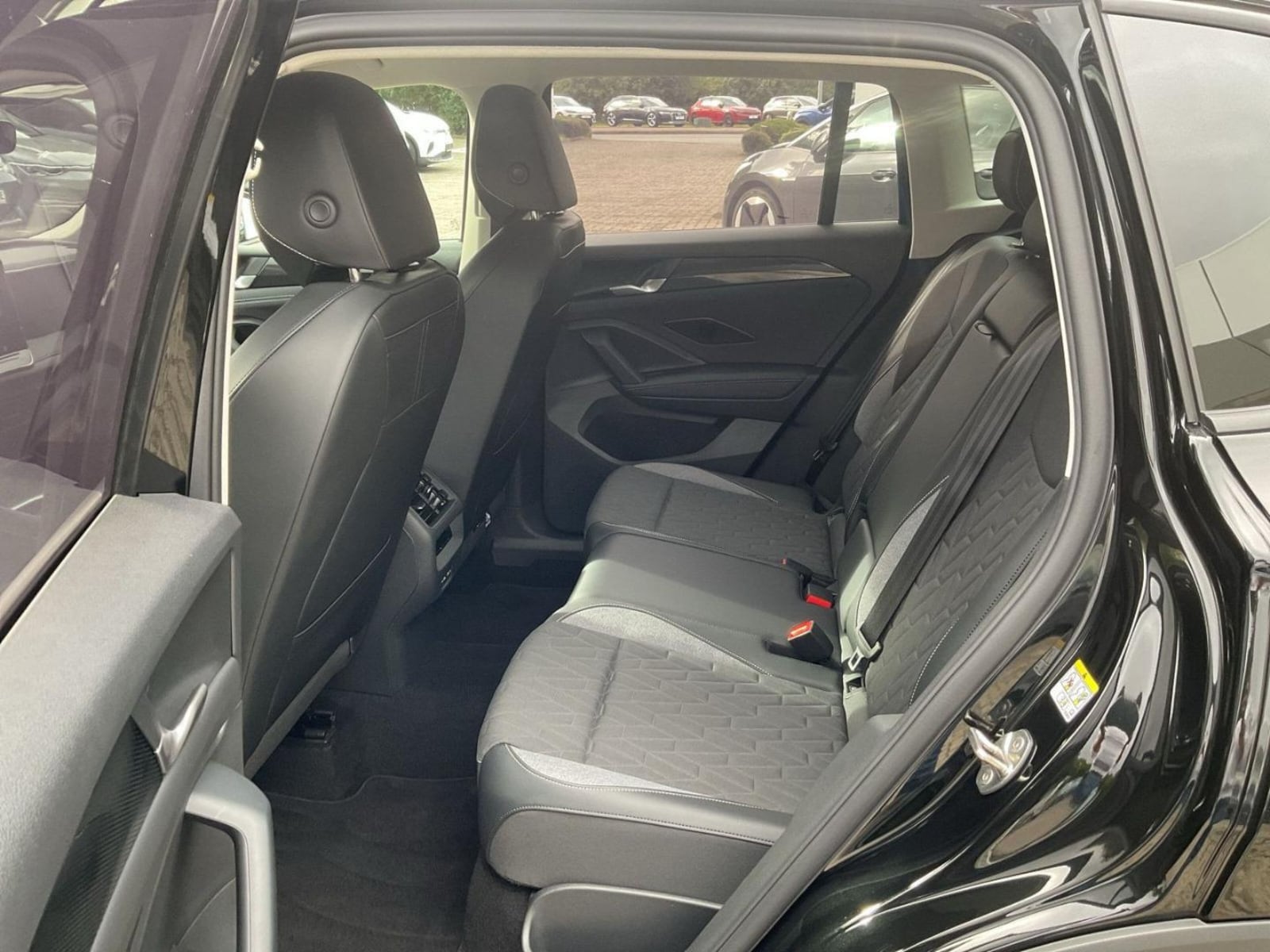 Volkswagen Tiguan – Bild 10