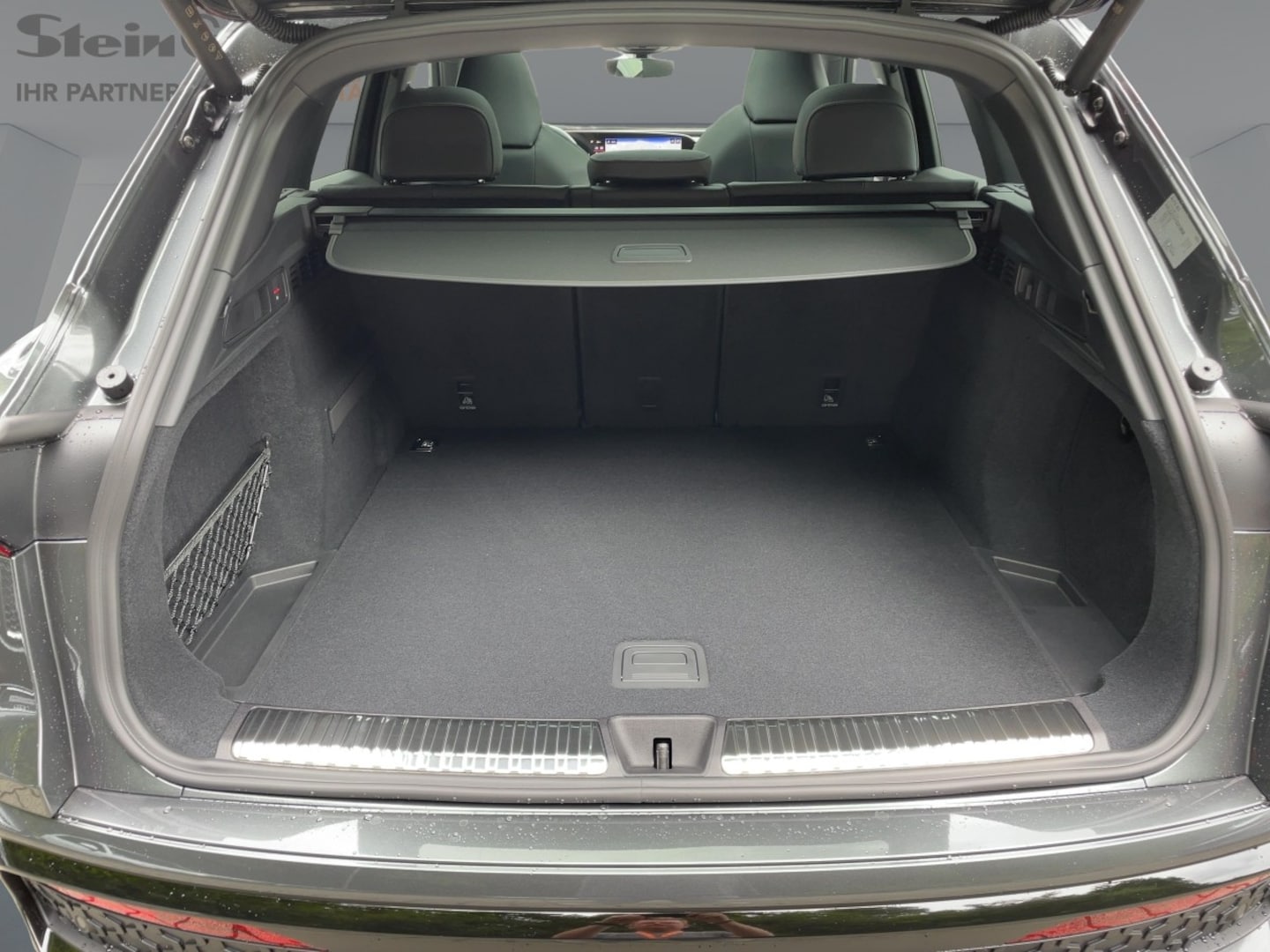 Bild über Audi Q5 SUV TFSI quattro 150 kW S tronic - für weitere Informationen kontaktieren Sie den Audi Partner