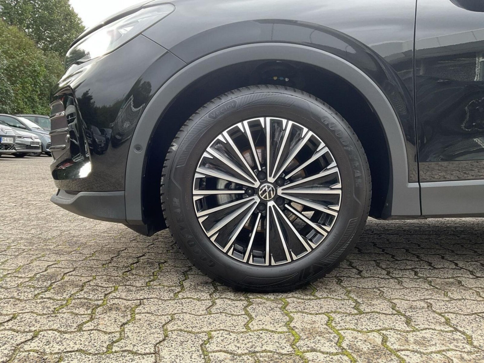 Volkswagen Tiguan – Bild 8