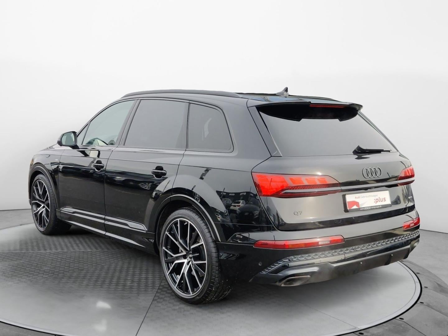 Bild über Audi Q7 SUV S line 50 TDI quattro tiptronic - für weitere Informationen kontaktieren Sie den Audi Partner