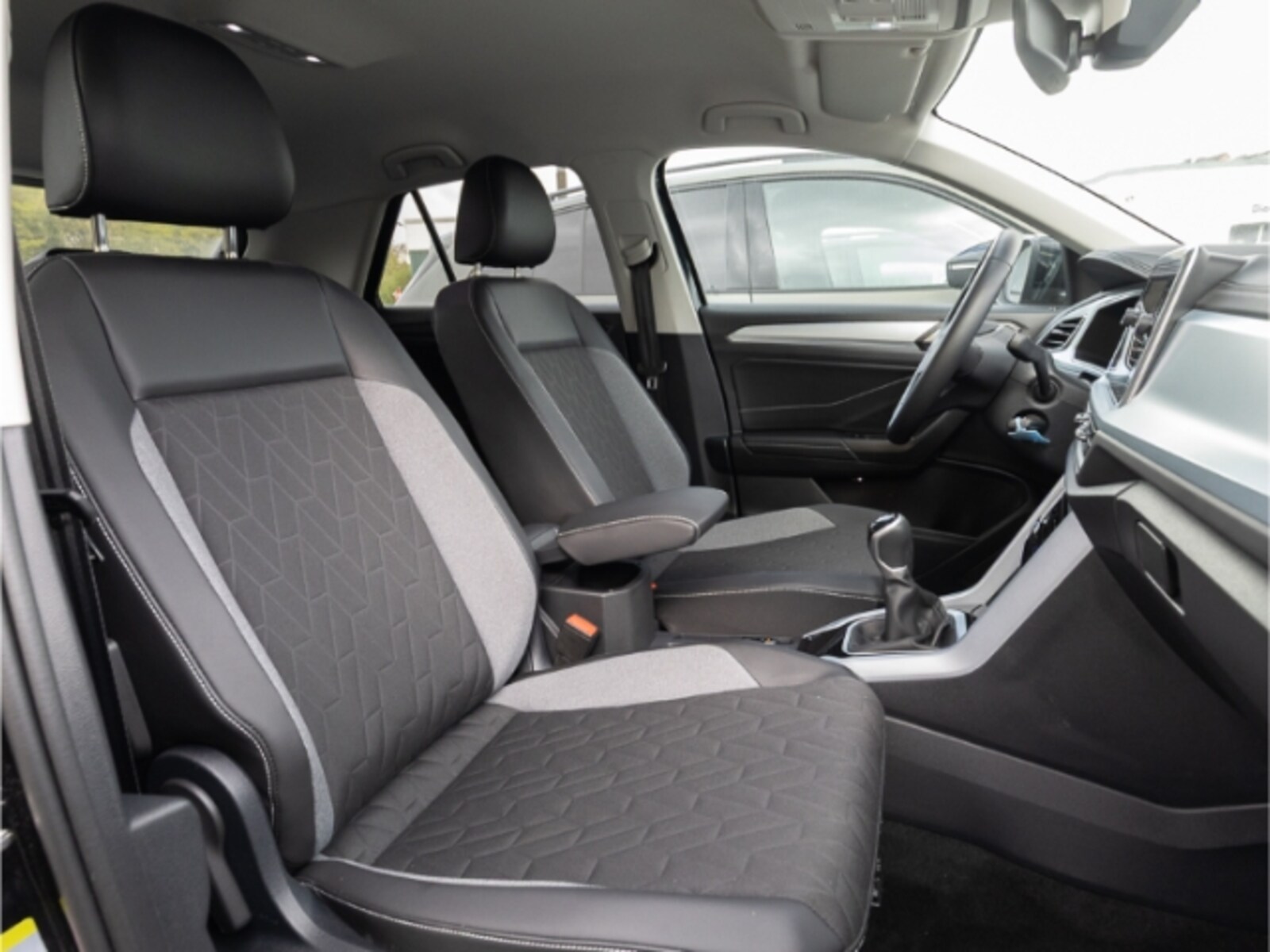Volkswagen T-Roc – Bild 12