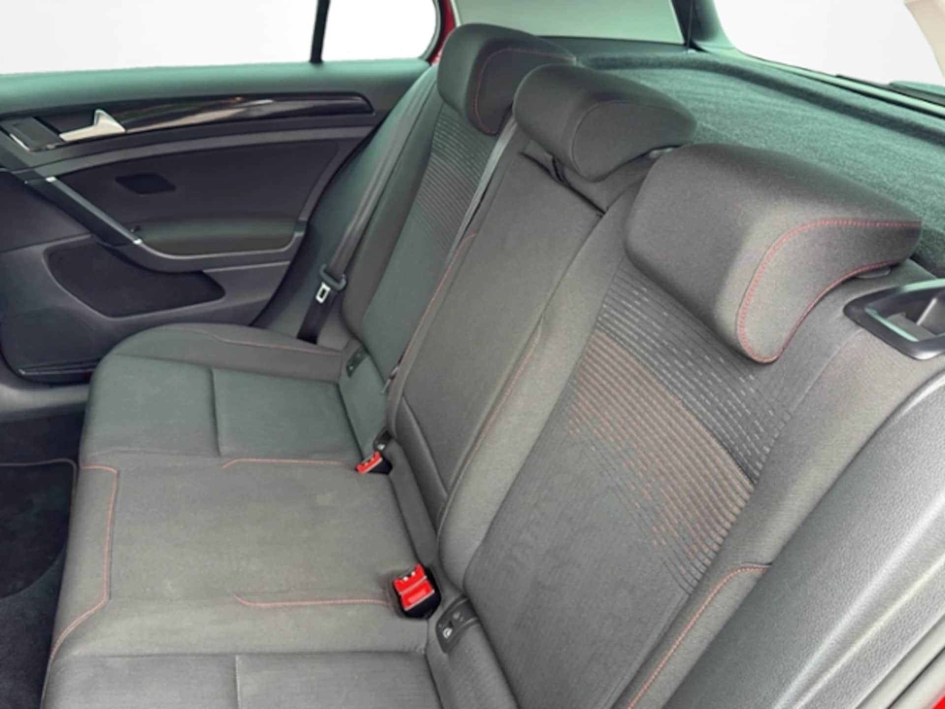 Volkswagen Golf SOUND