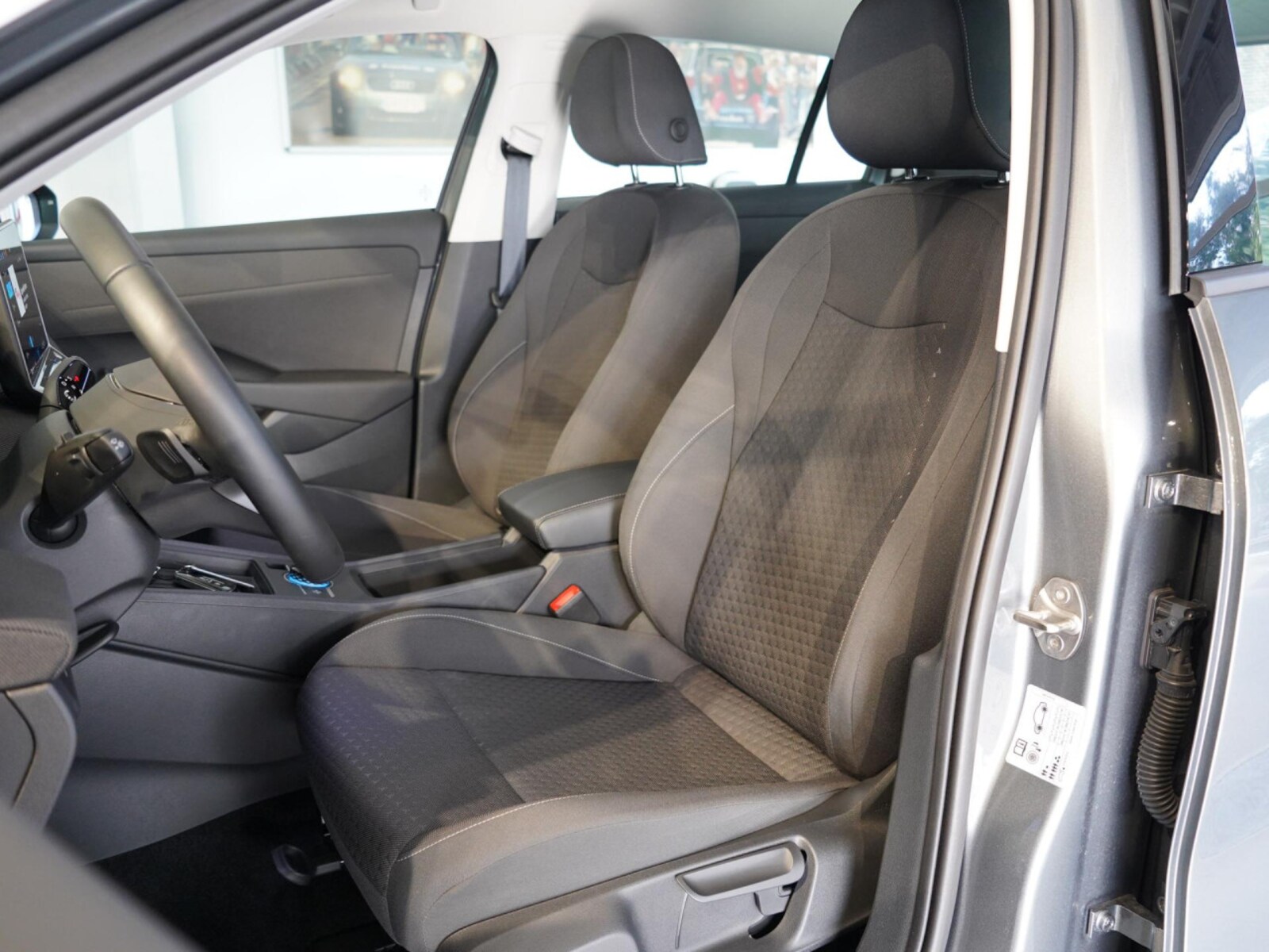 Volkswagen T-Roc – Bild 12