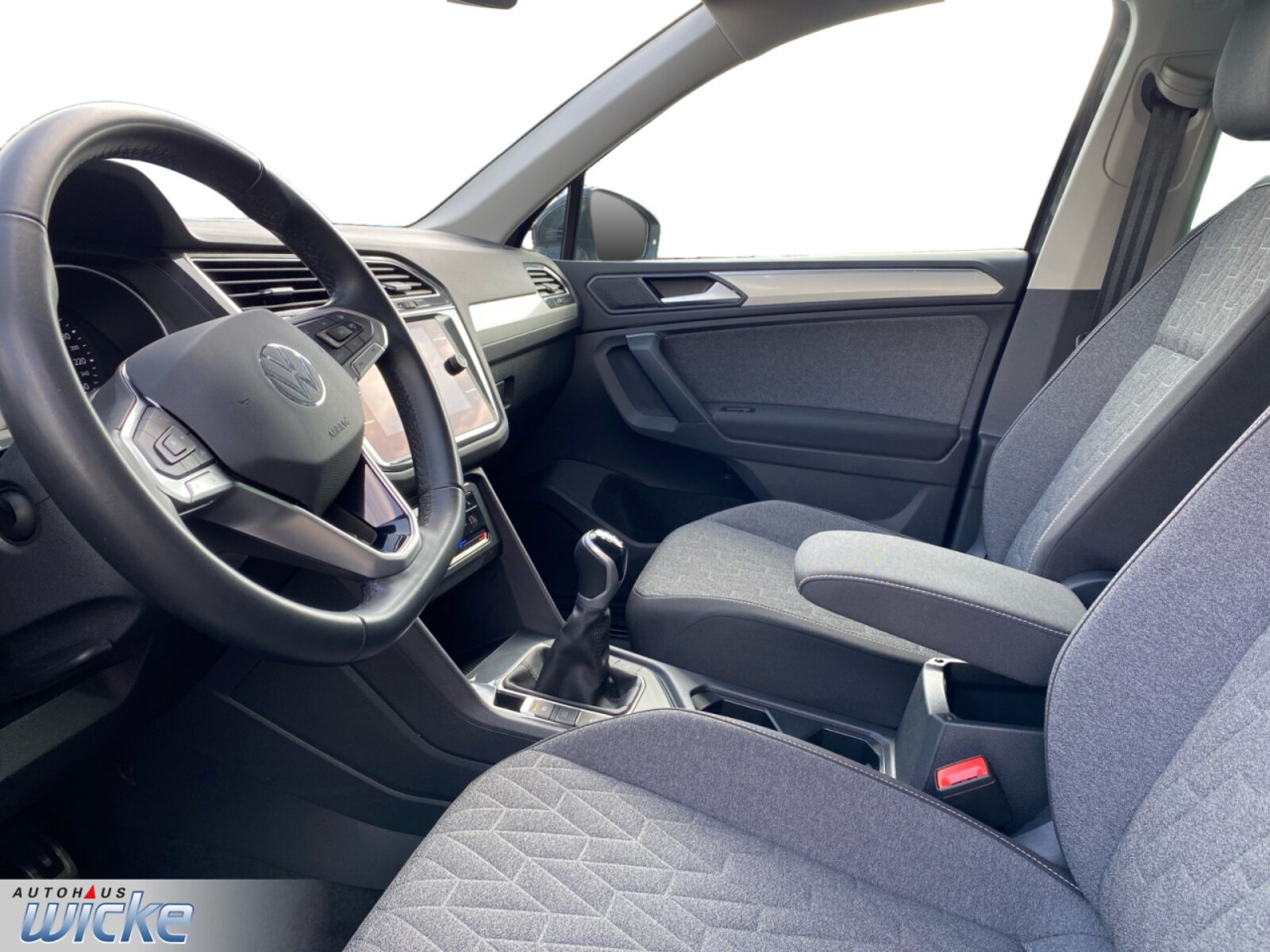 Volkswagen Tiguan – Bild 10
