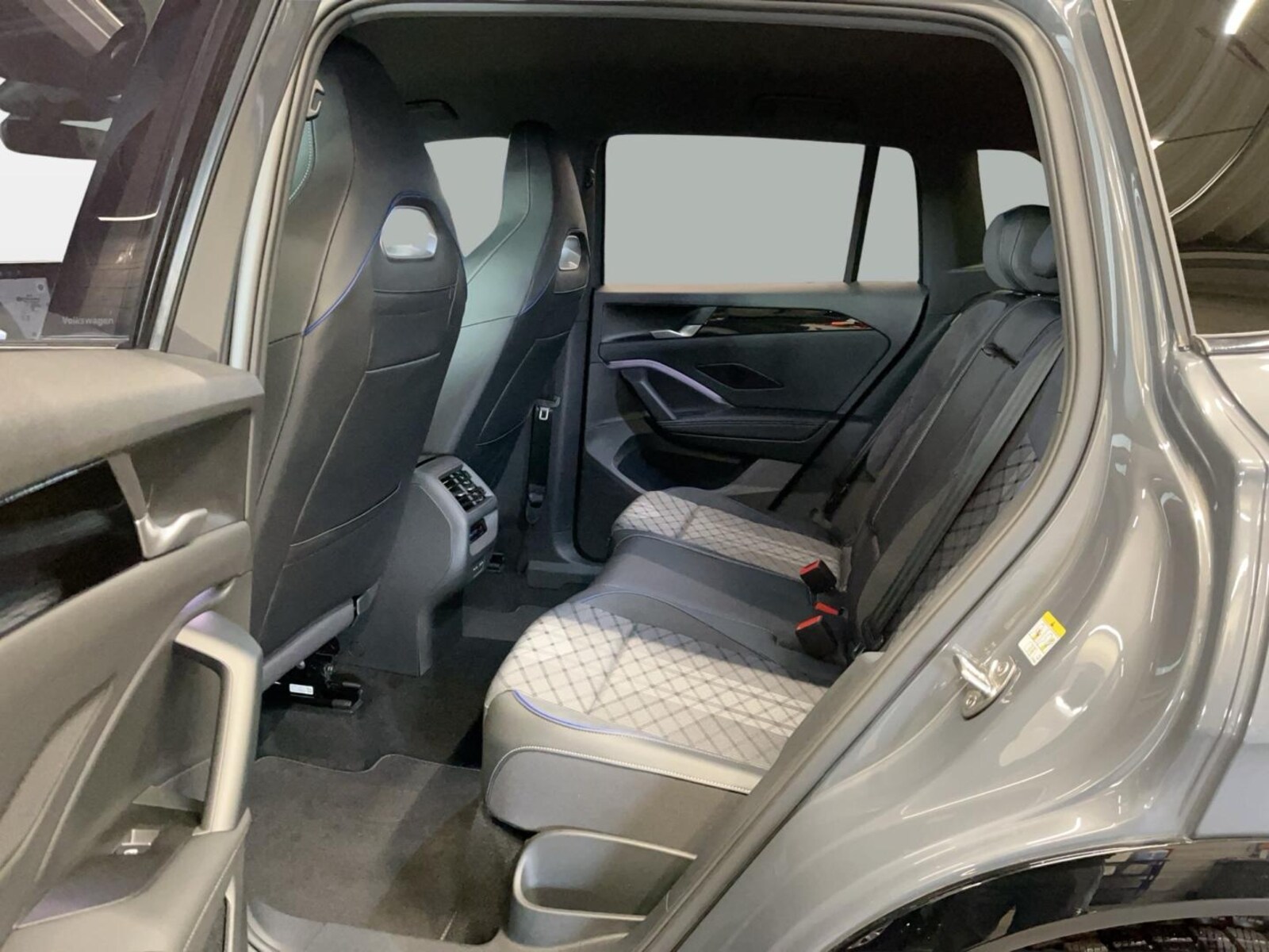 Volkswagen Tiguan – Bild 11