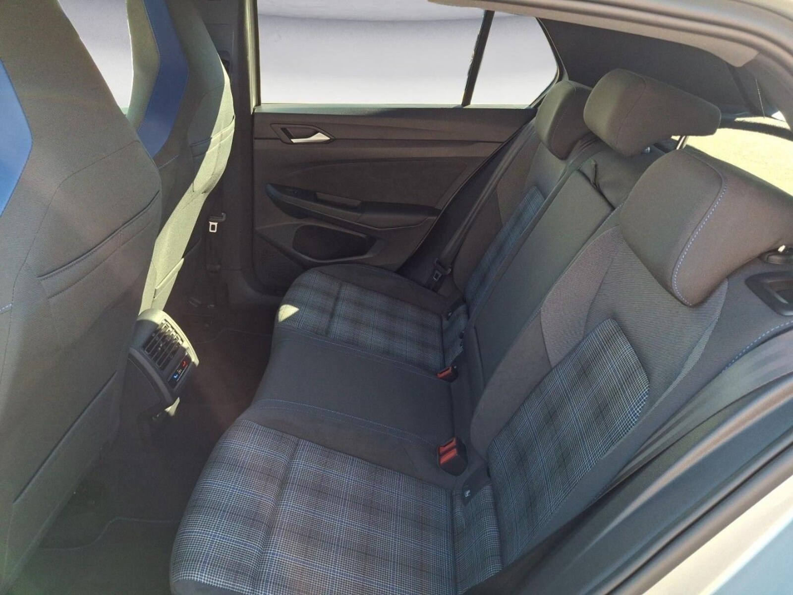 Volkswagen Golf – Bild 14