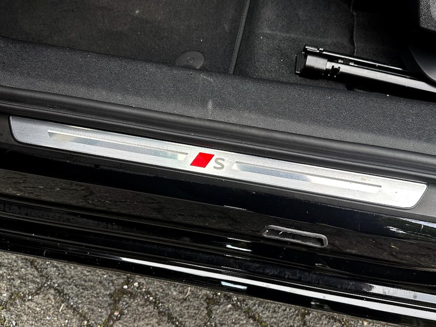 Bild über Audi A6 Avant e-tron e-tron performance - für weitere Informationen kontaktieren Sie den Audi Partner