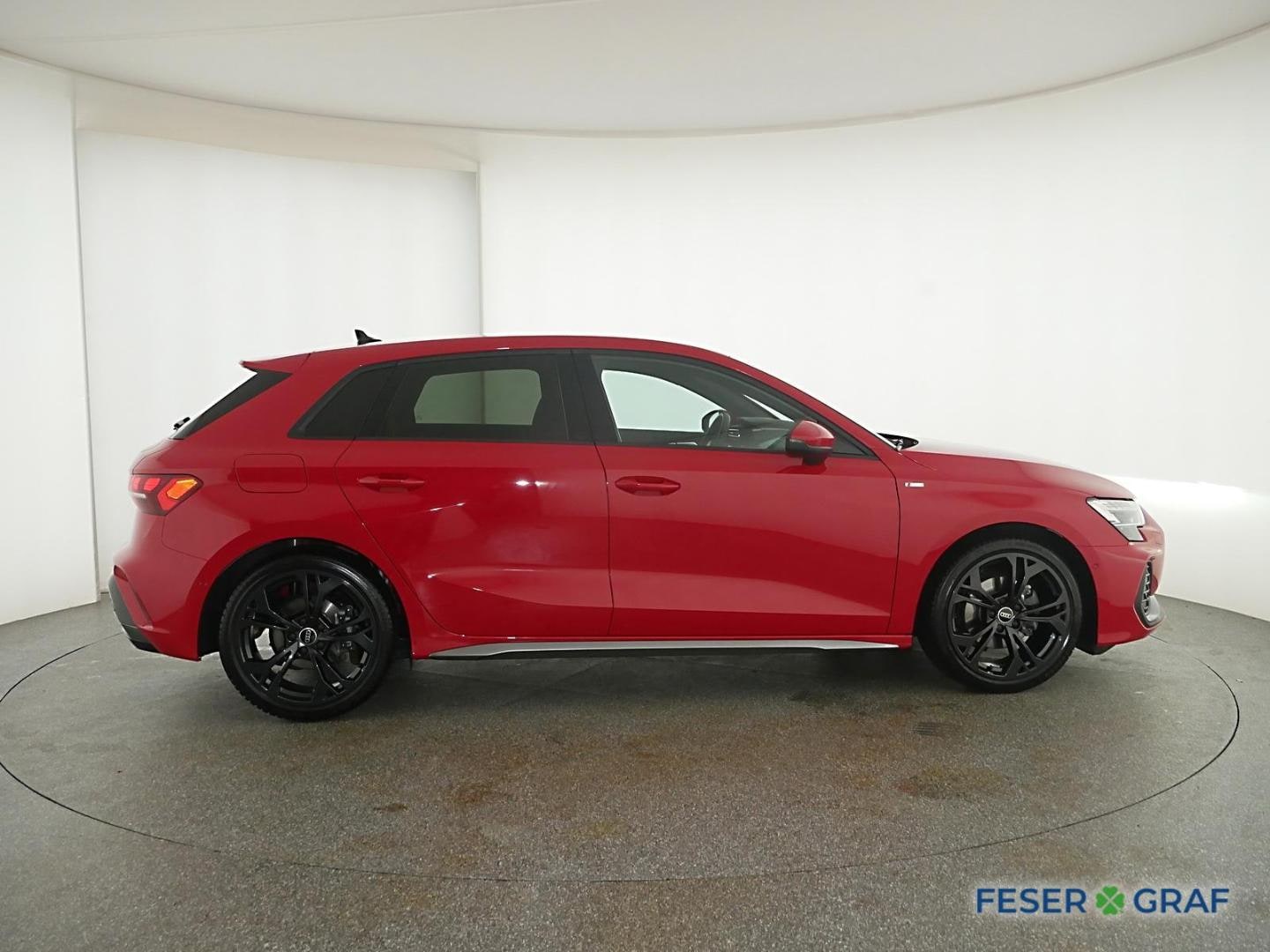 Bild über Audi A3 Sportback S line 35 TFSI S tronic - für weitere Informationen kontaktieren Sie den Audi Partner