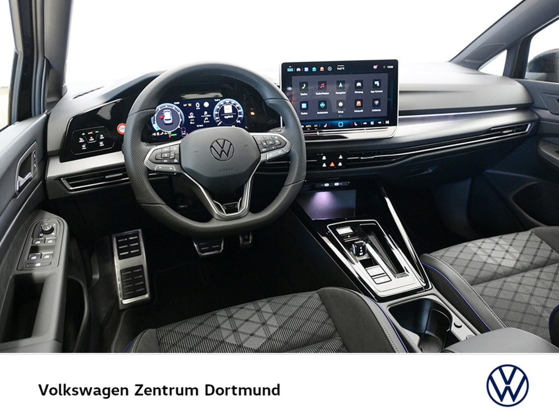 Volkswagen Golf R-Line
