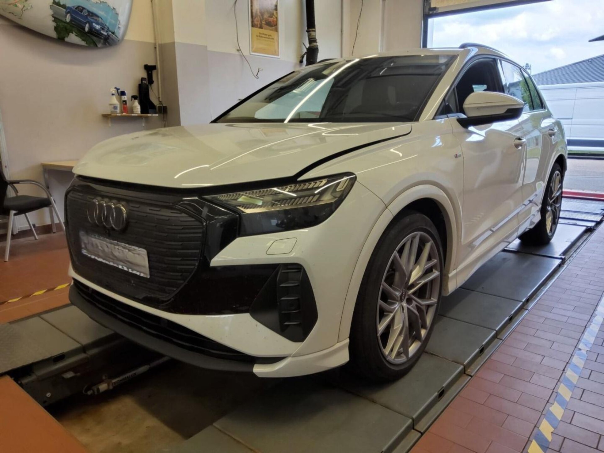 Audi Q4 e-tron