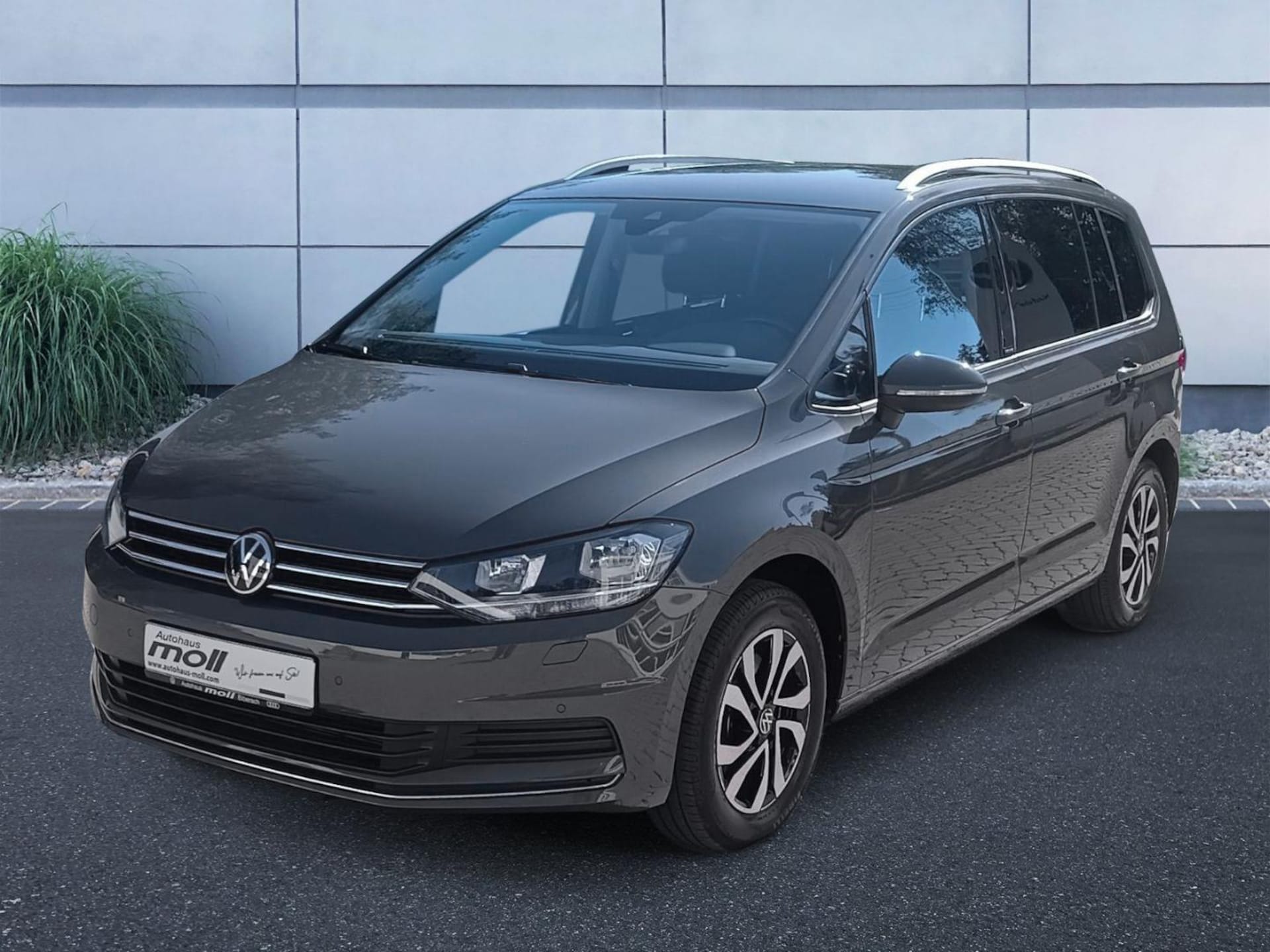 Volkswagen Touran 2022 — Touran ACTIVE 1.5 TSI DSG/AHK/Navi