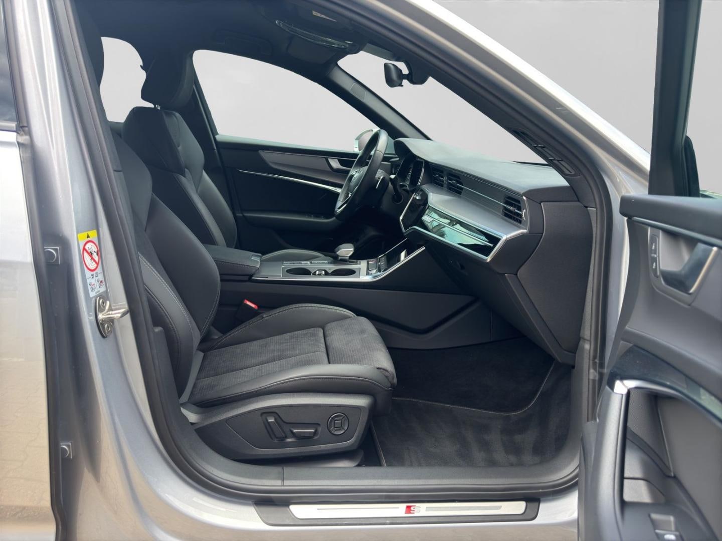 Bild über Audi S6 Limousine TDI quattro tiptronic - für weitere Informationen kontaktieren Sie den Audi Partner