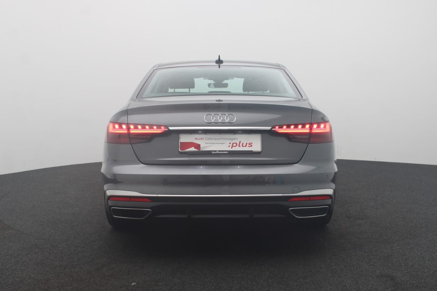 Bild über Audi A4 Limousine S line 40 TDI S tronic - für weitere Informationen kontaktieren Sie den Audi Partner