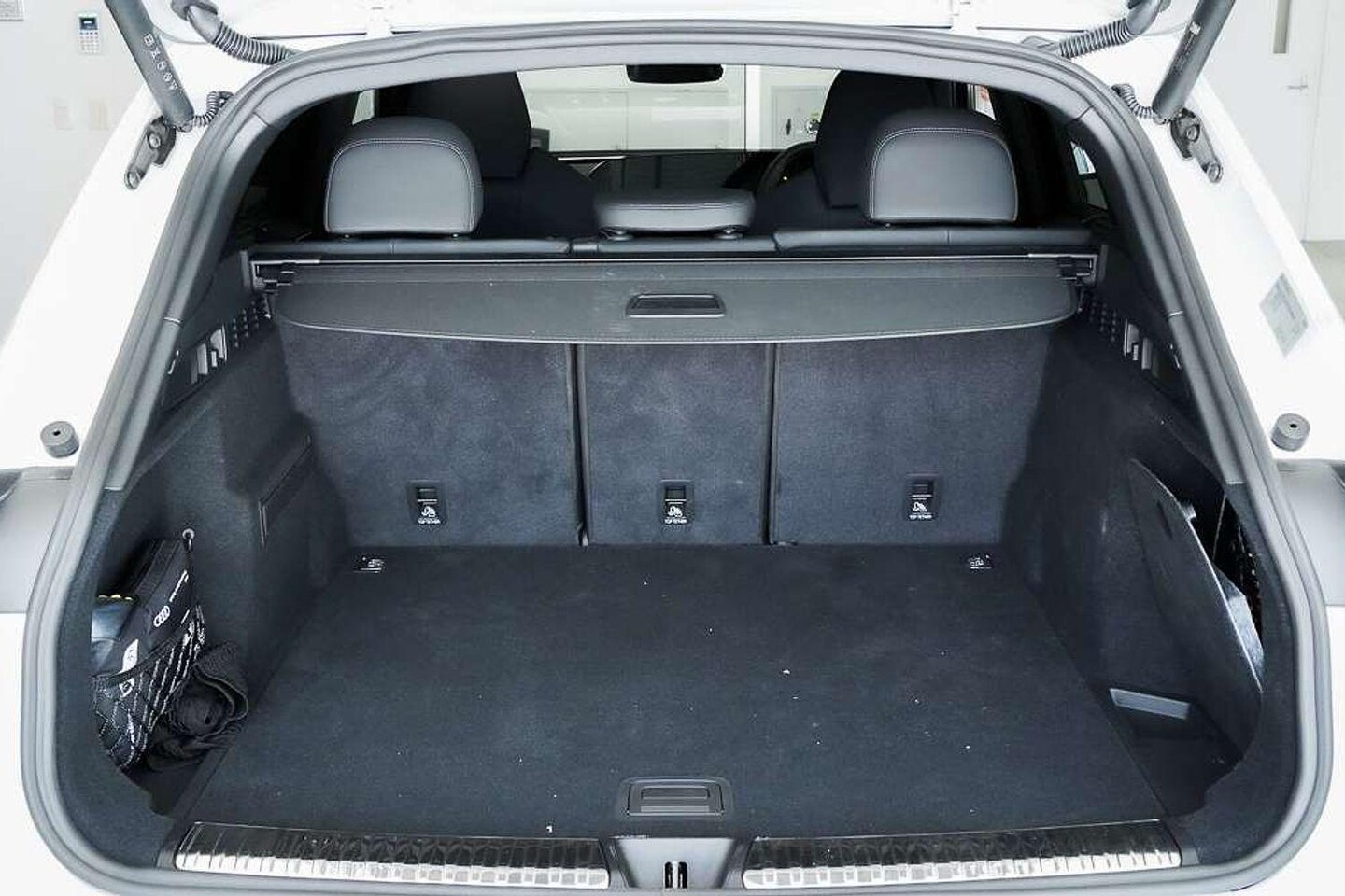Image about Audi Q5 SUV TDI quattro 150 kW sport