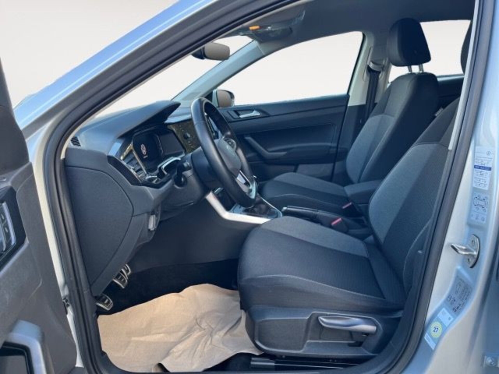 Volkswagen Polo Active