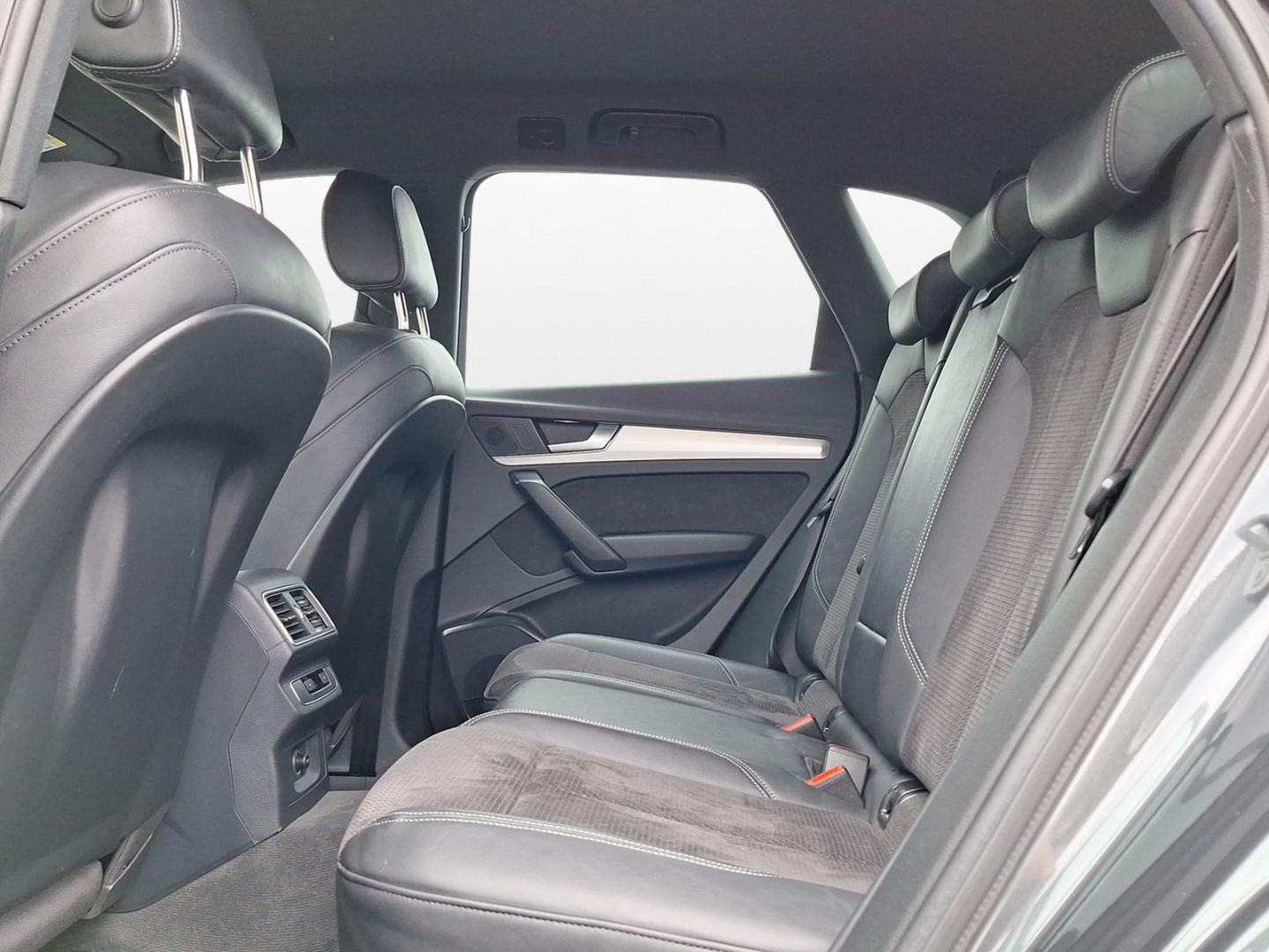 Image about Audi Q5 Sport 2.0 TFSI quattro 185 kW (252 PS) S tronic