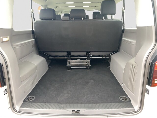 Volkswagen T6.1 Caravelle larger