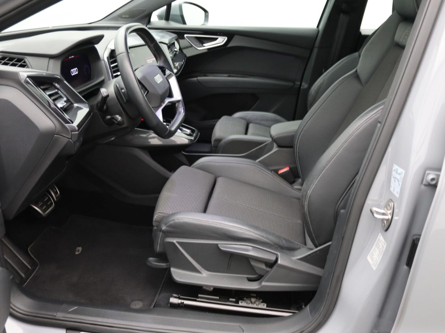 Image about Audi Q4 e-tron 45 e-tron quattro