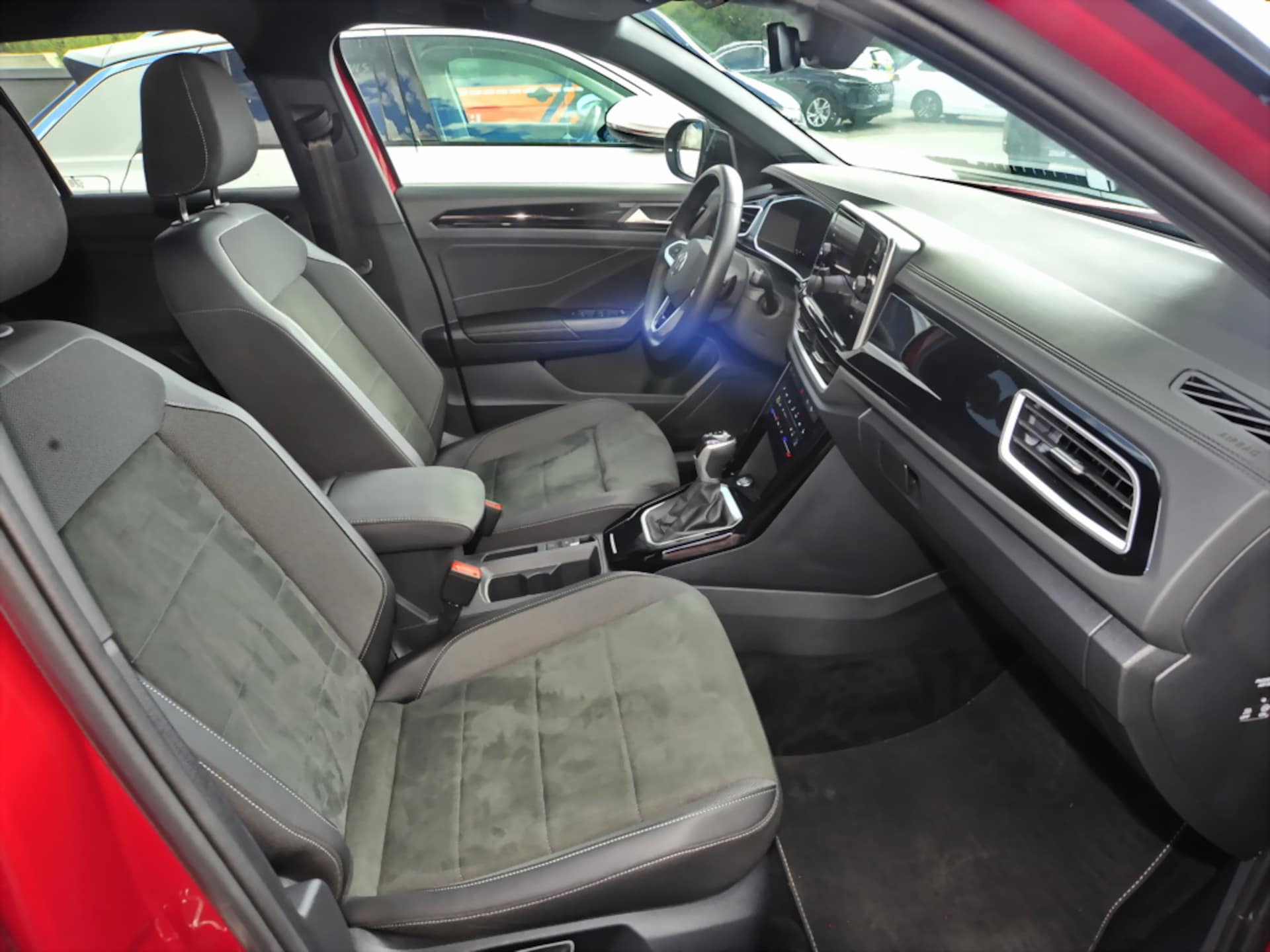 Volkswagen T-Roc R-Line