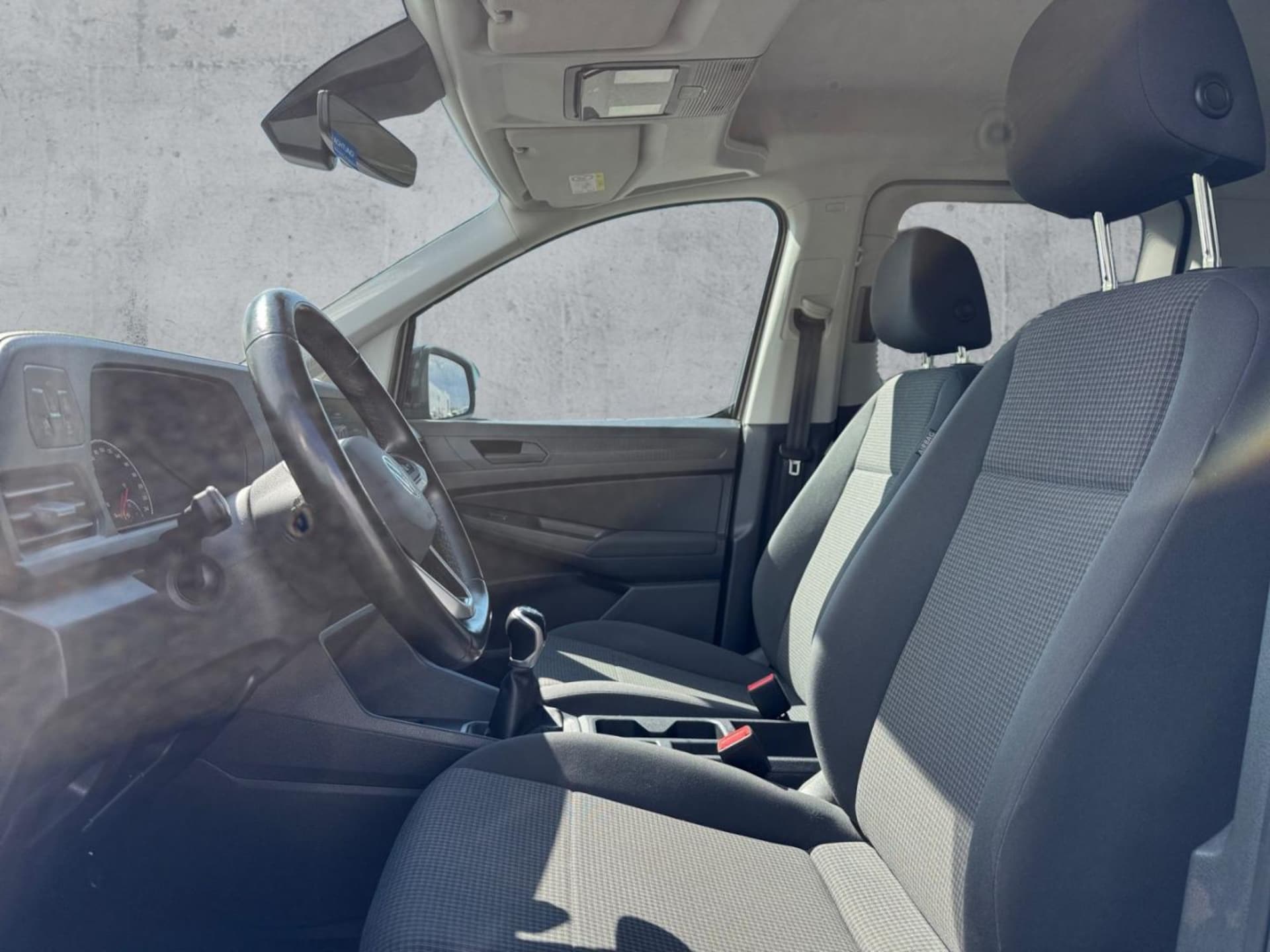 Volkswagen Caddy Basis-Modell