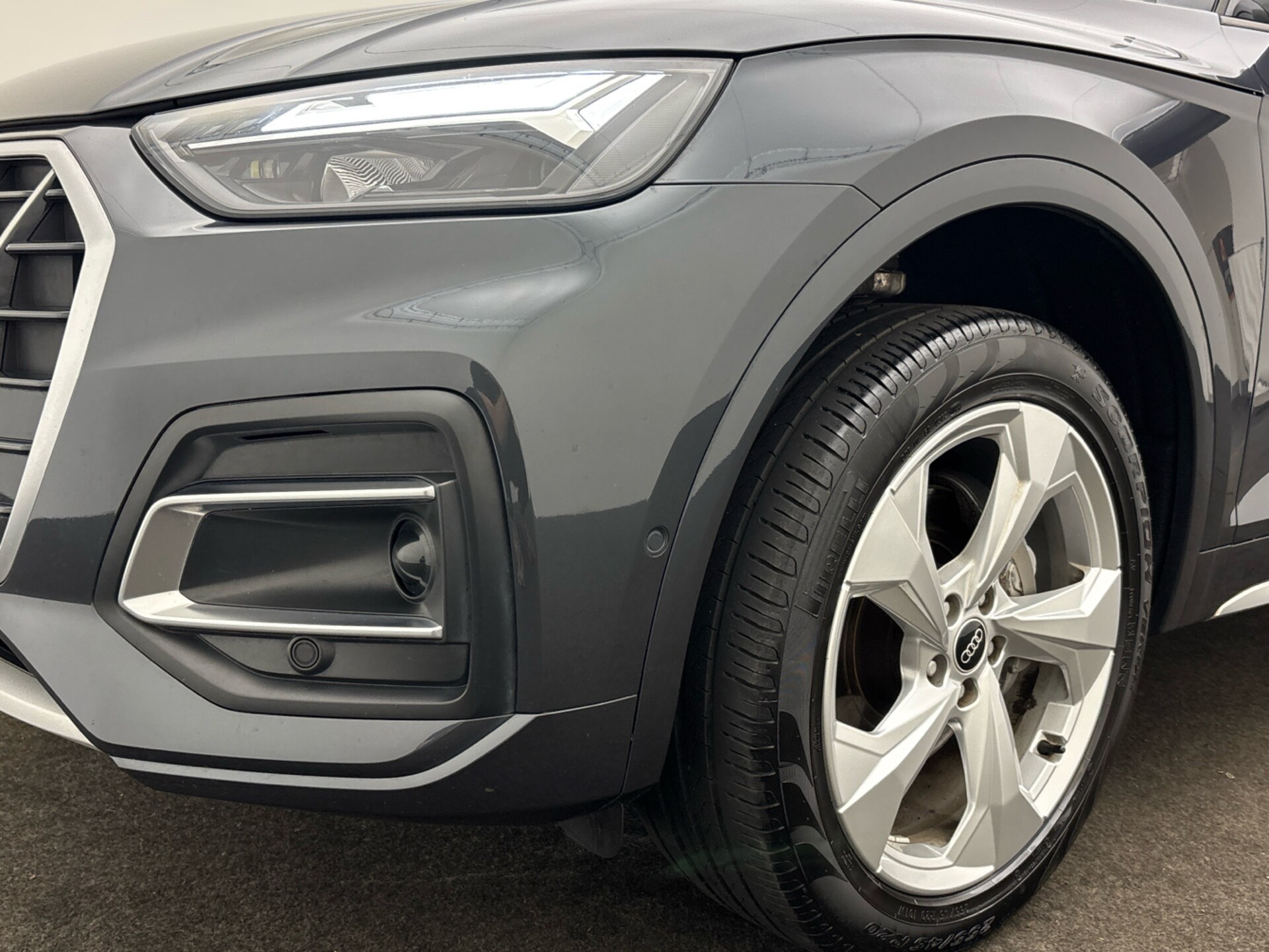 Audi Q5 SUV Advanced