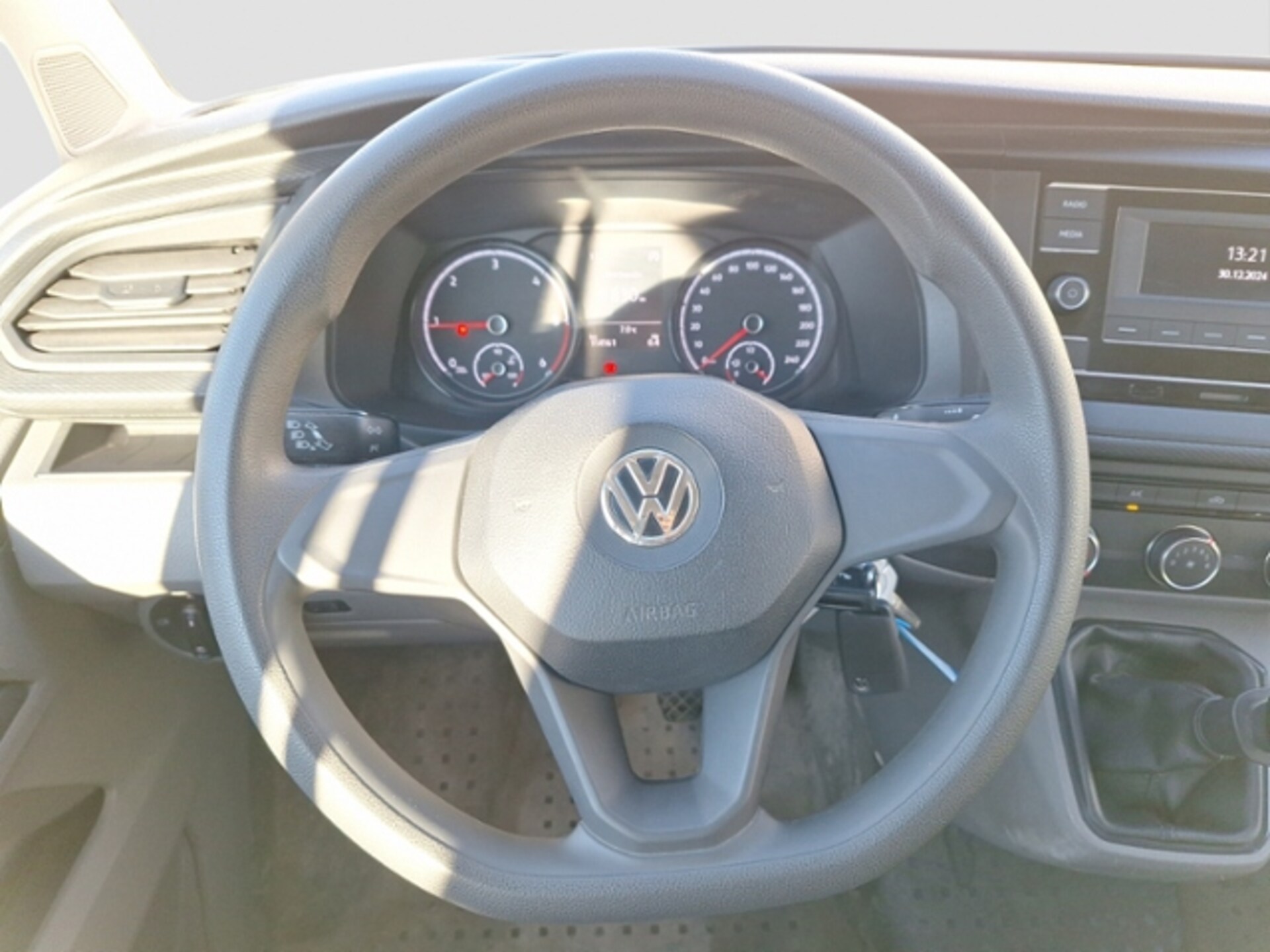 Volkswagen T6.1 Transporter Pritschenwagen Doppelkabine