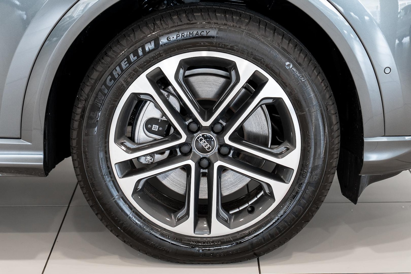 Image about Audi Q5 Sportback TDI quattro 150 kW
