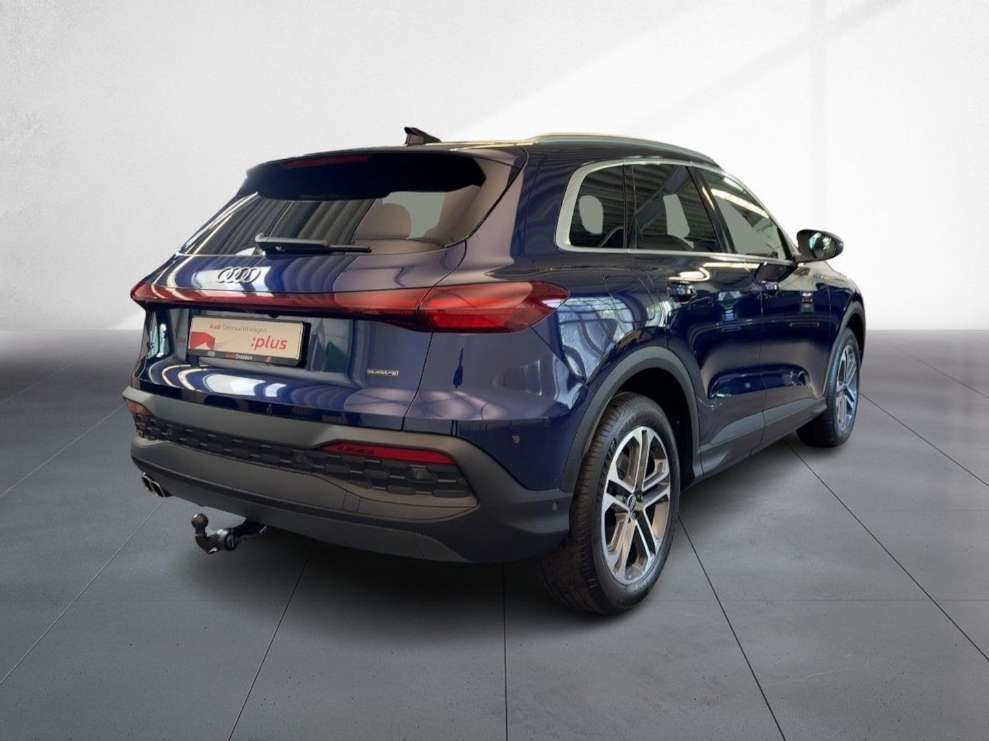 Bild über Audi Q5 SUV TDI quattro 150 kW S tronic - für weitere Informationen kontaktieren Sie den Audi Partner
