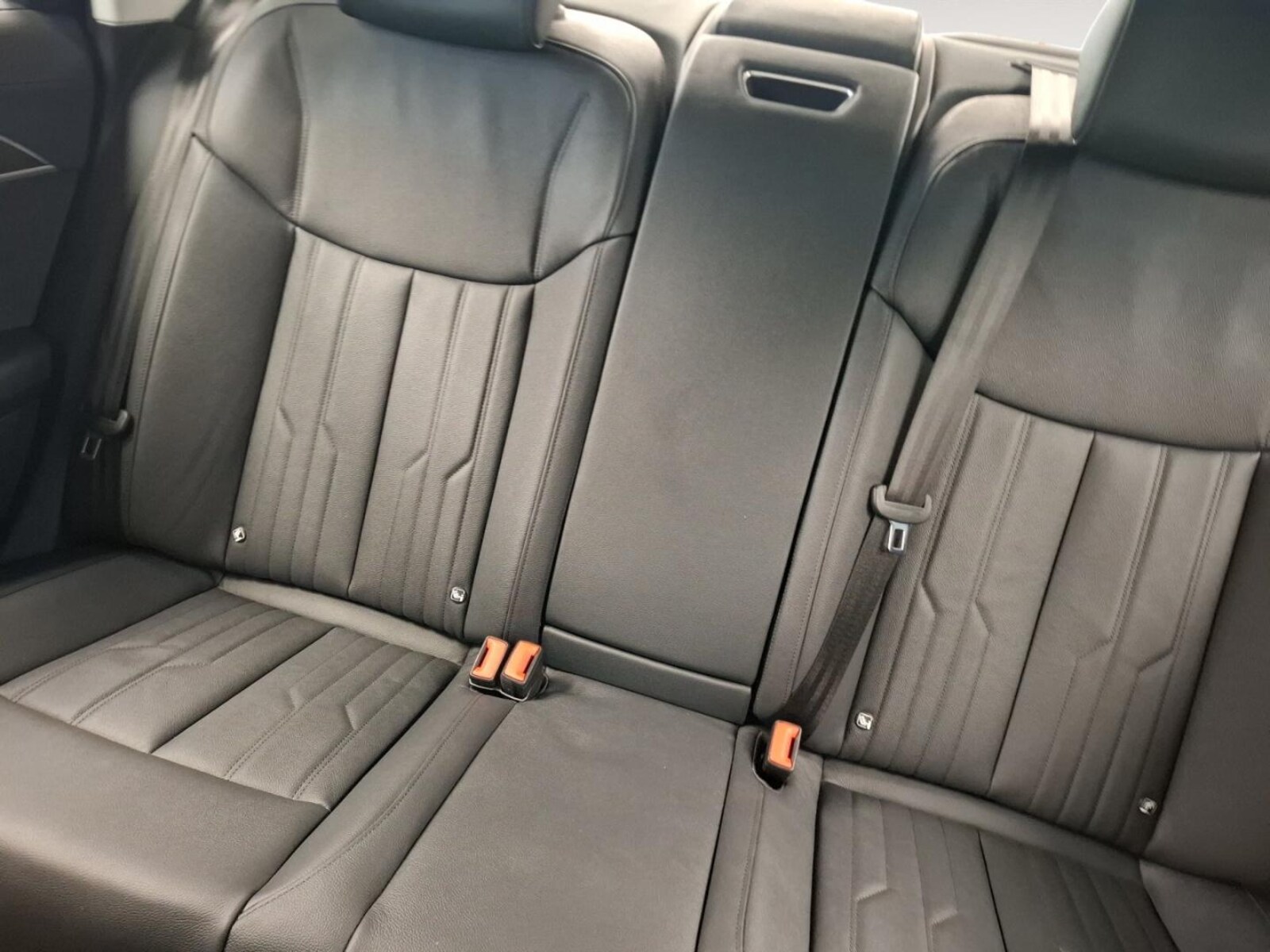 Audi A8 – Bild 8