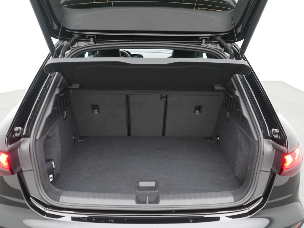 Image about Audi RS 3 Sportback TFSI quattro S tronic