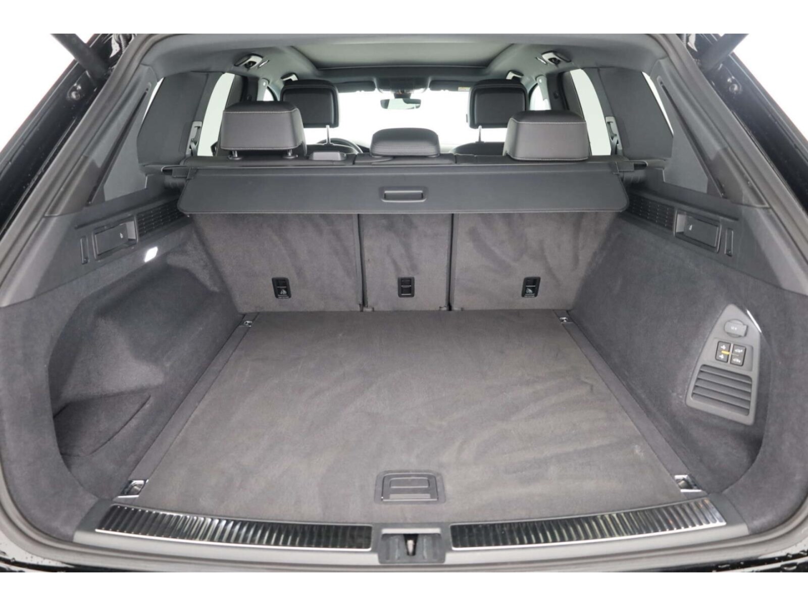 Volkswagen Touareg – Bild 11