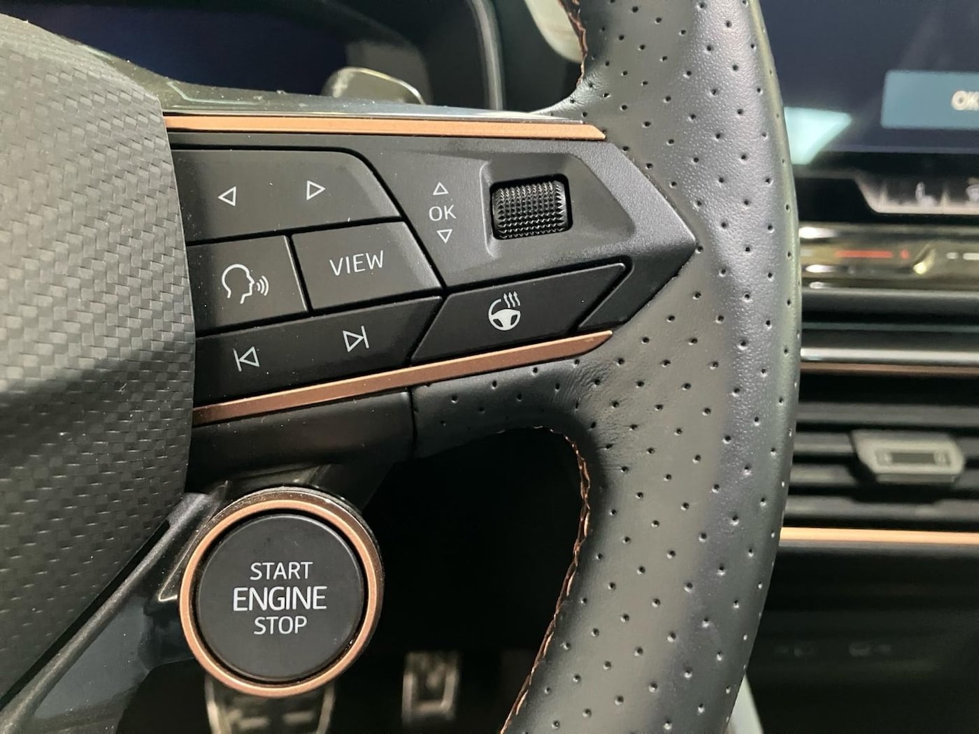 CUPRA Formentor 1.5 eTSI DSG 110 kW (150 CV) — photo 10